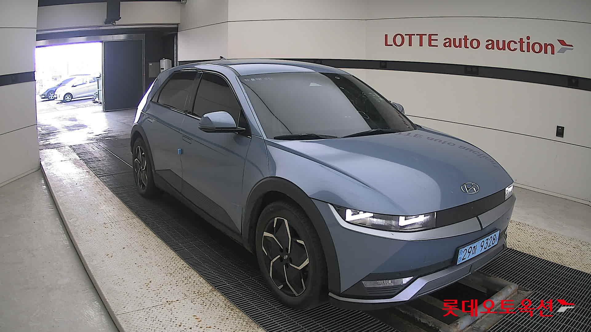 Hyundai IONIQ 5 2022 Lucid Blue Pearl из Кореи, фото 2