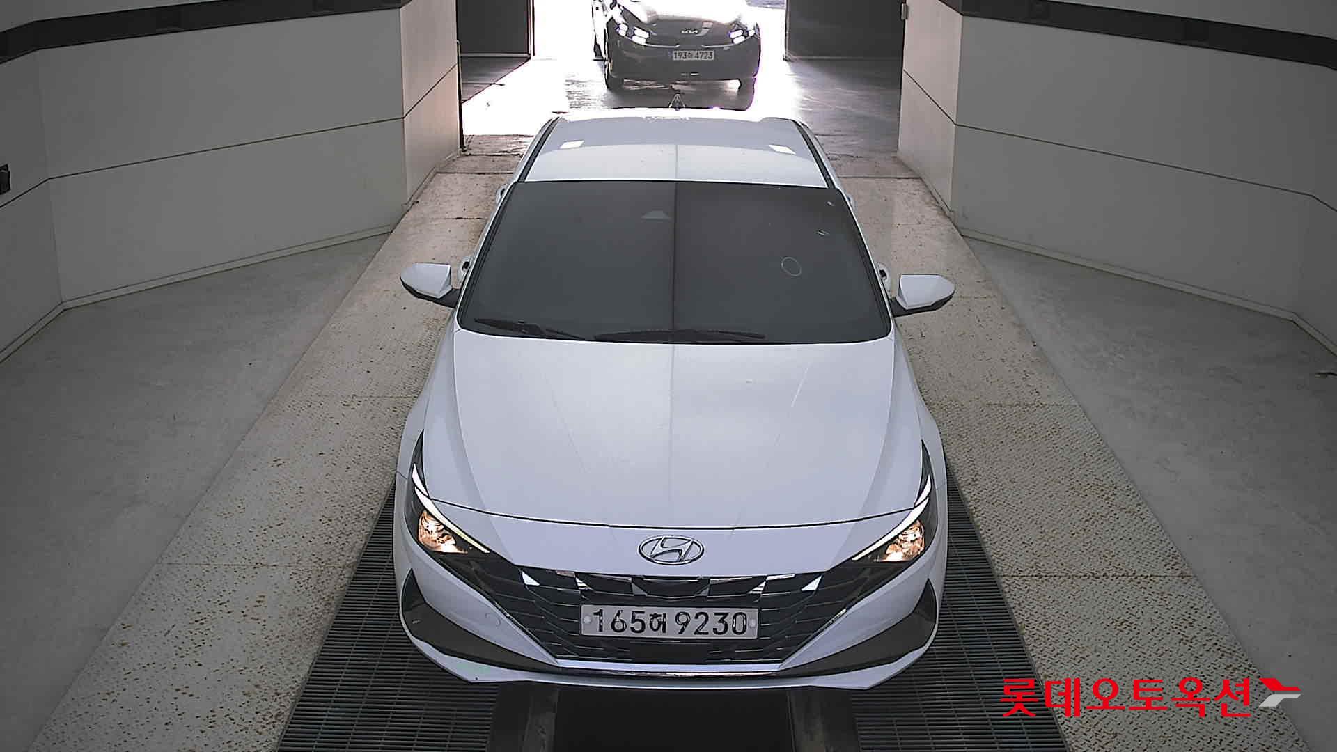 Hyundai Avante id 3436618 из Кореи 8