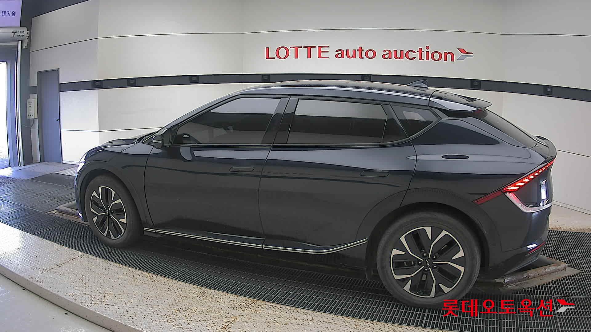 Kia EV6 id 3446743 из Кореи 11