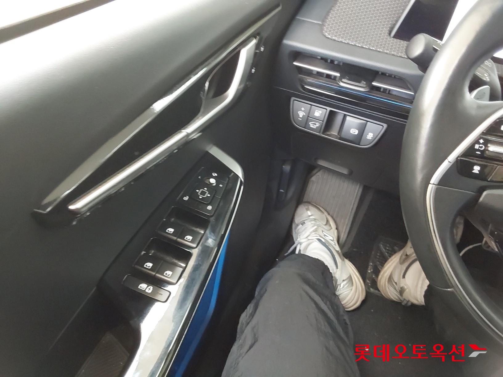 Kia EV6 id 3446743 из Кореи 28