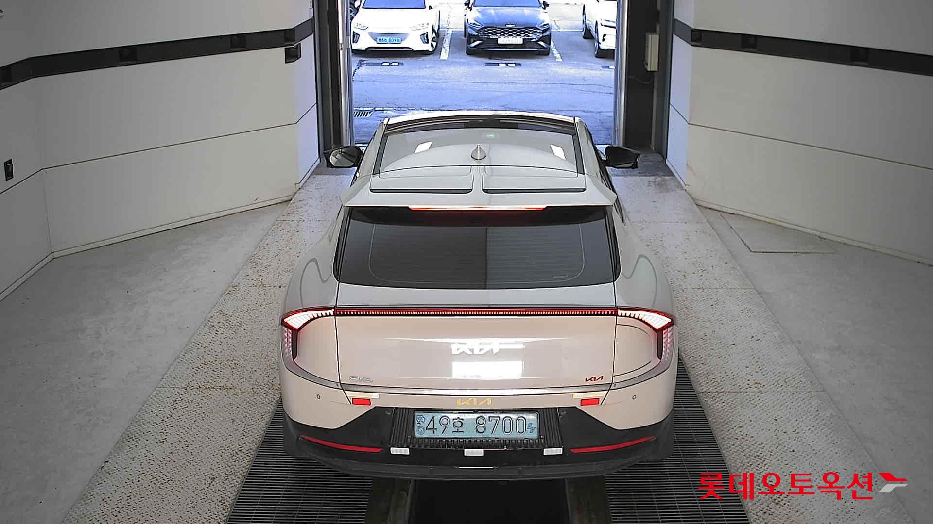 Kia EV6 2022 Glassier из Кореи, фото 5