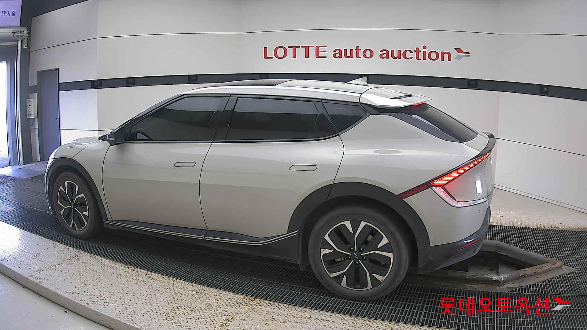 Kia EV6 id 3446750 из Кореи 11