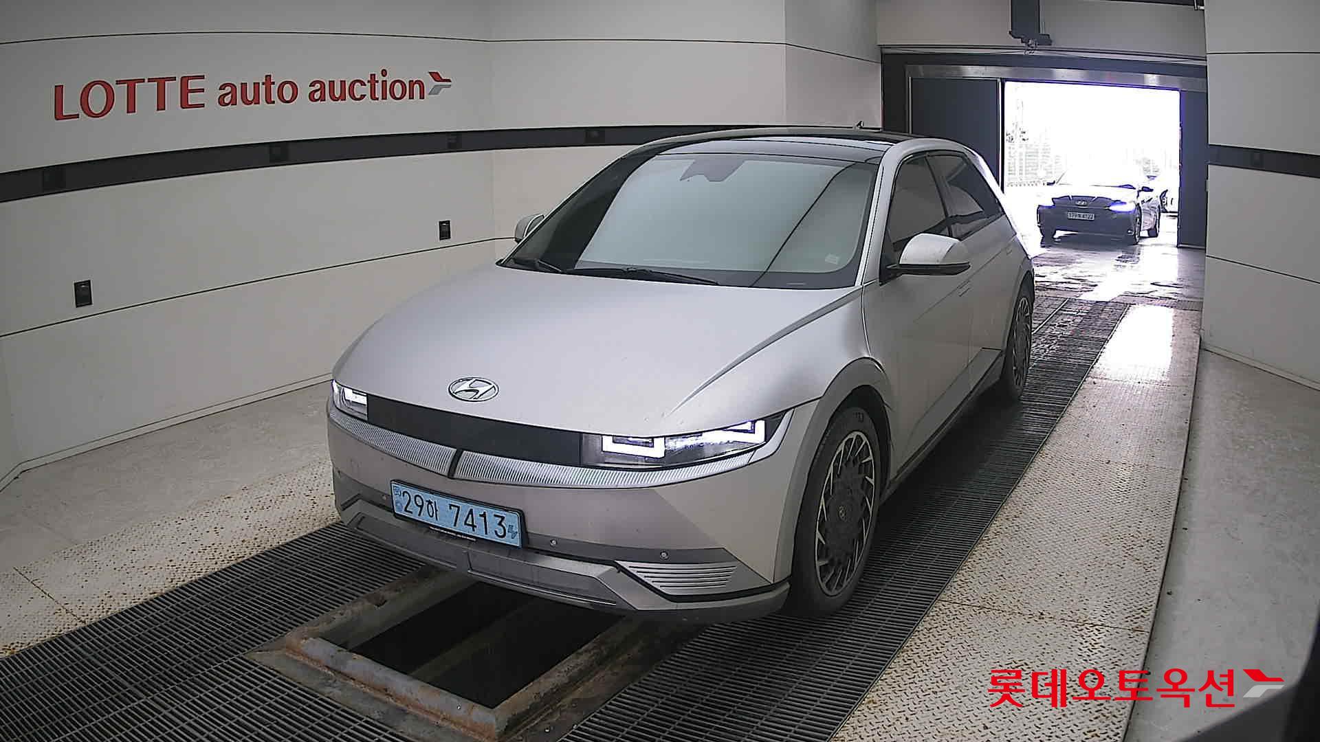 Hyundai IONIQ 5 2022 Gravity Gold Mat из Кореи