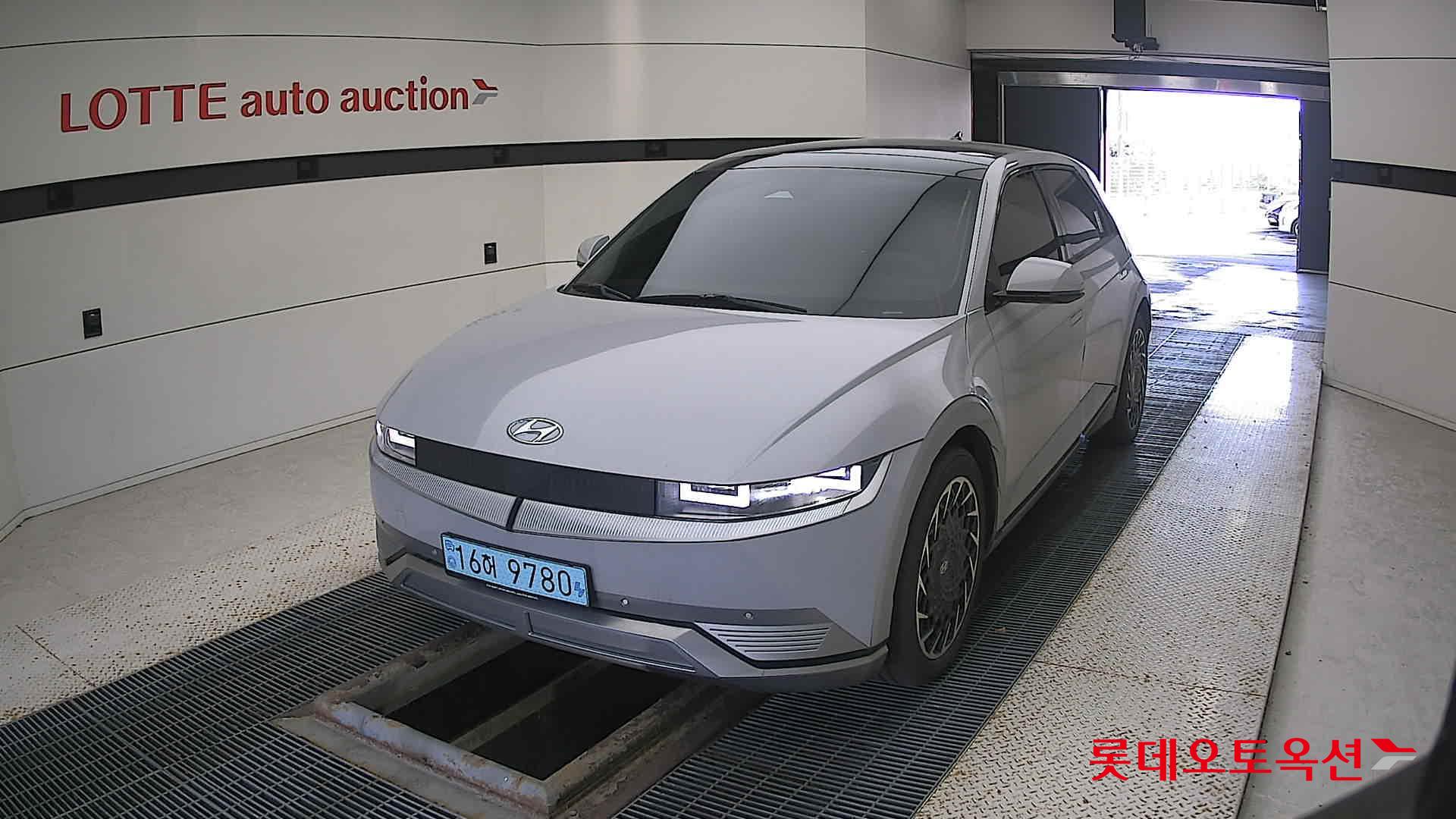 Hyundai IONIQ 5 2022 Cyber Grey Metallic из Кореи