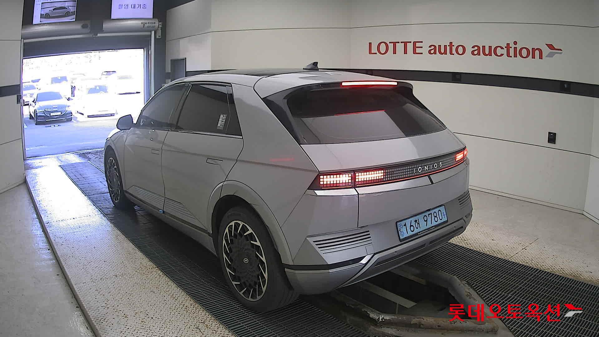 Hyundai IONIQ 5 2022 Cyber Grey Metallic из Кореи, фото 6