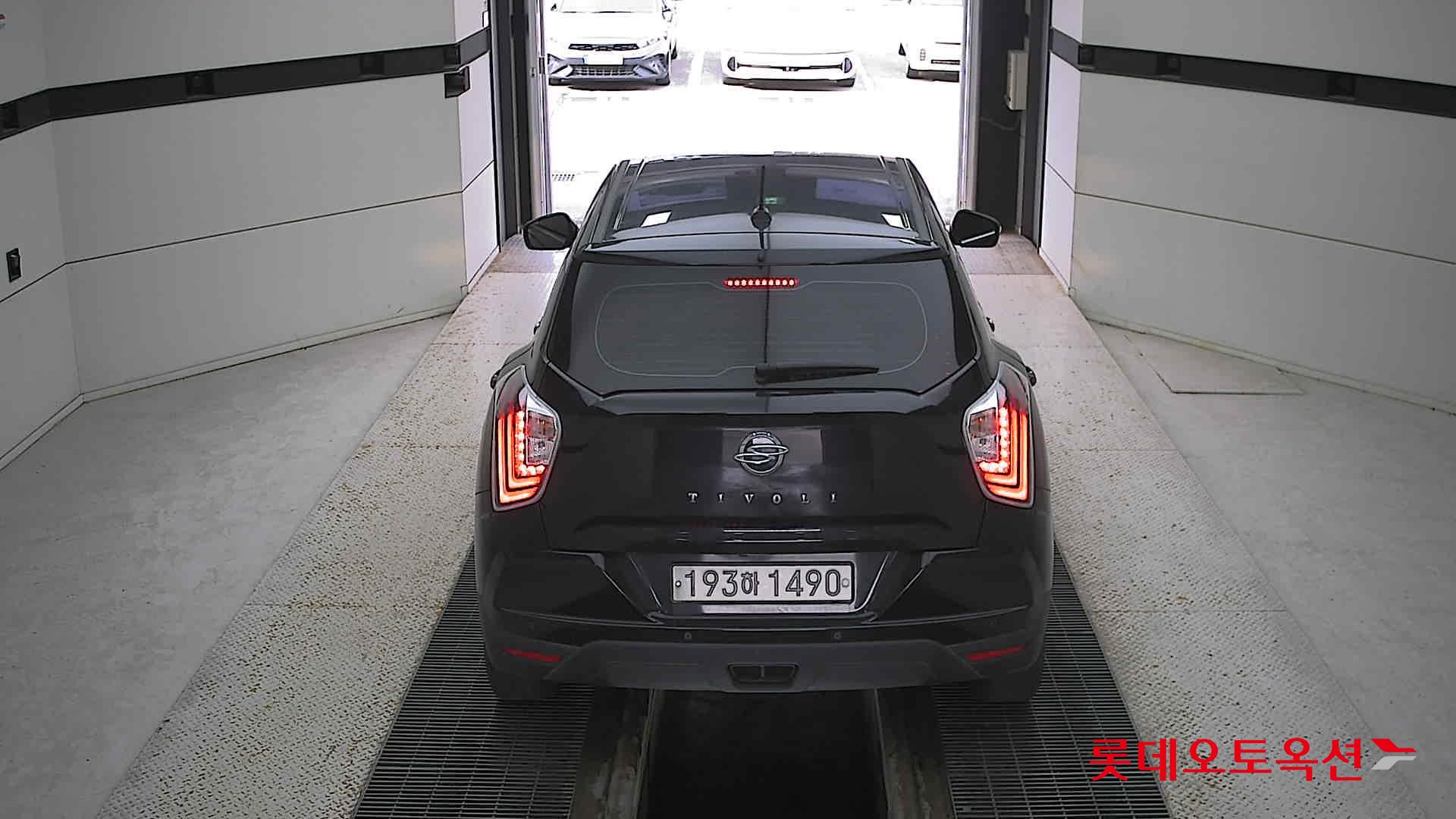 SsangYong Tivoli 2022 Spaceblack из Кореи, фото 5