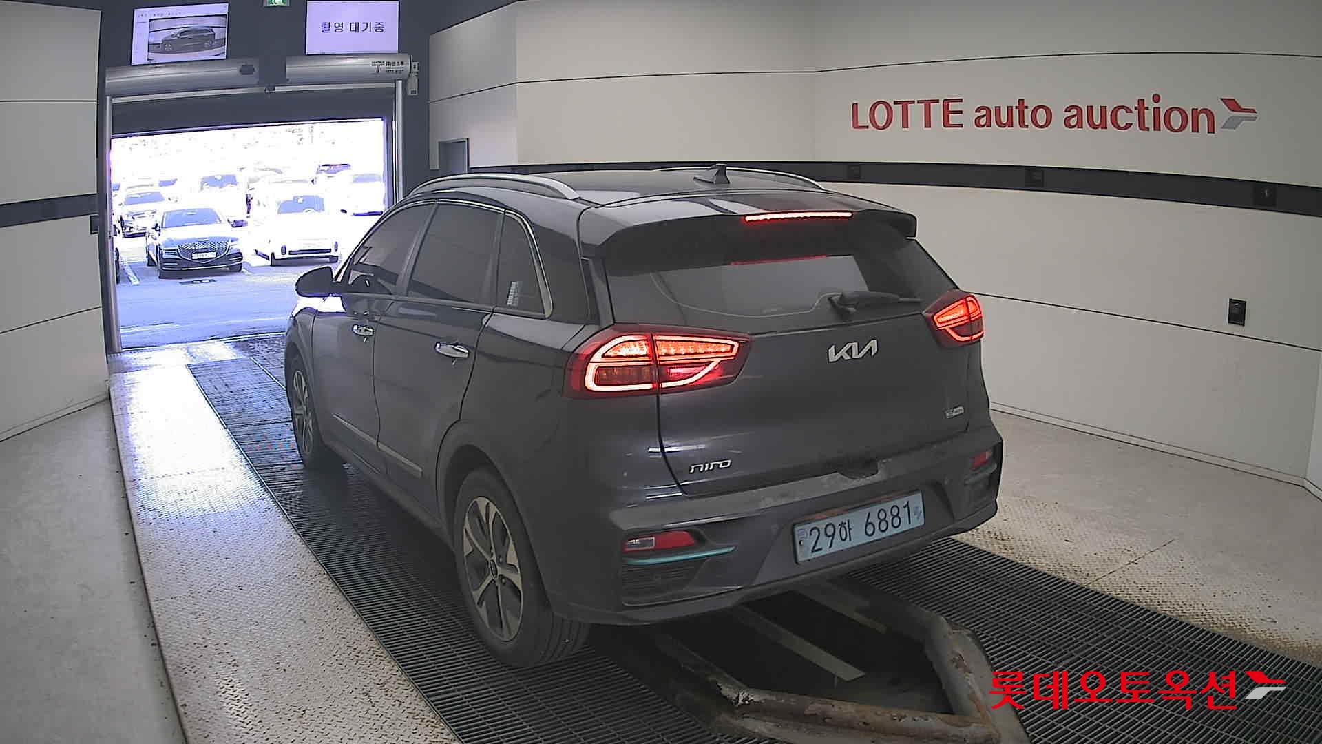 Kia Niro EV id 3446742 из Кореи 9