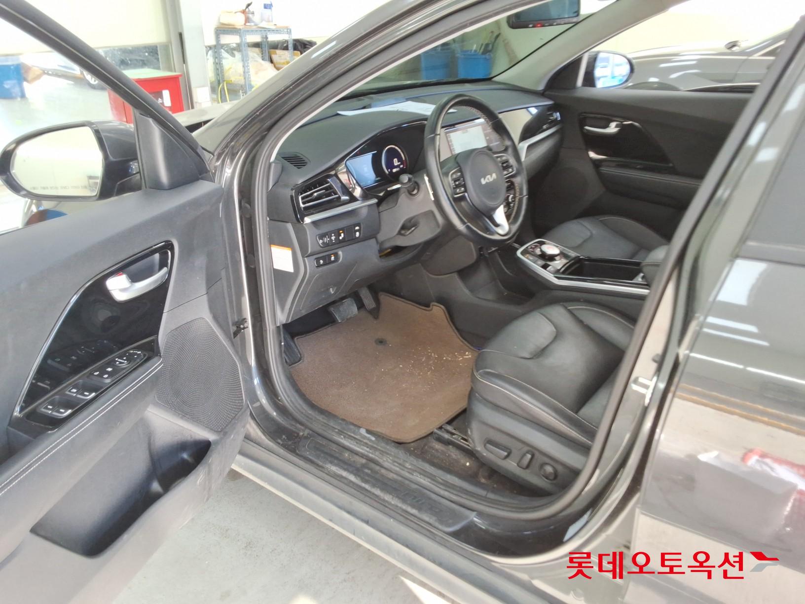 Kia Niro EV id 3446742 из Кореи 35