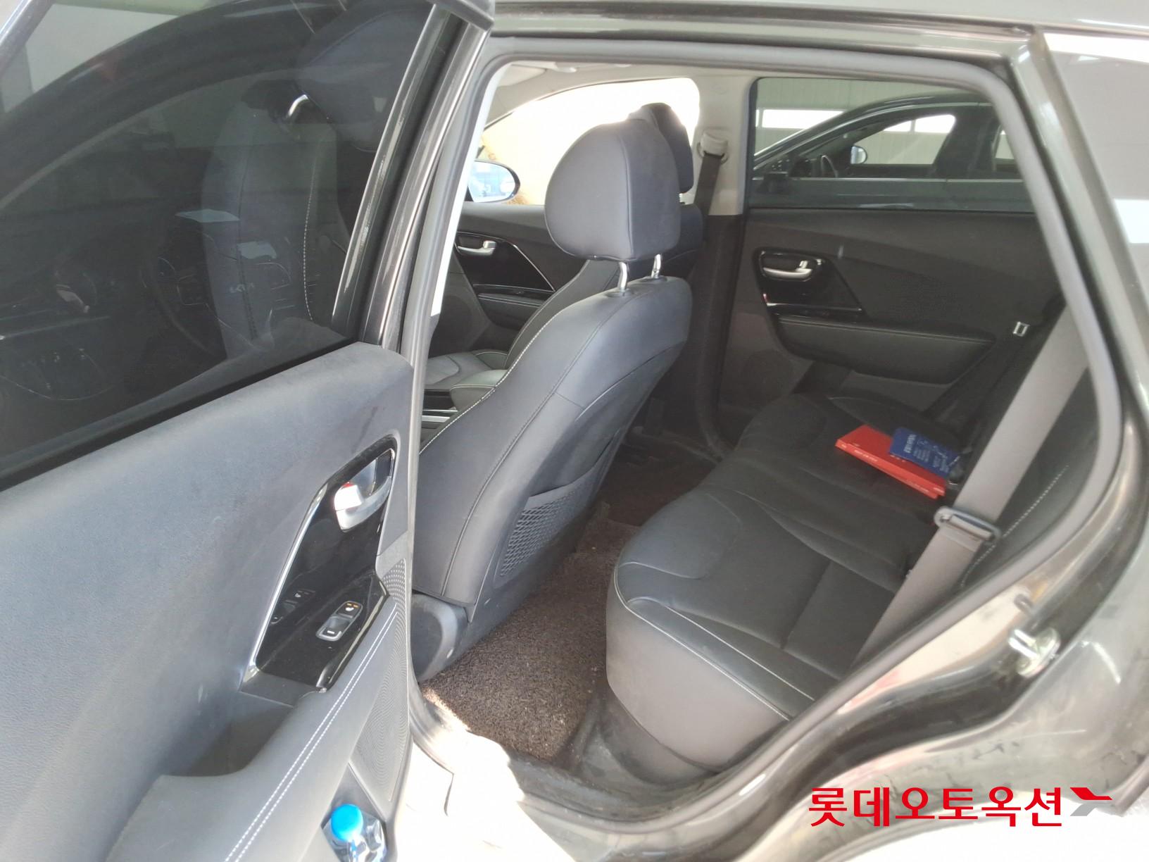 Kia Niro EV id 3446742 из Кореи 36