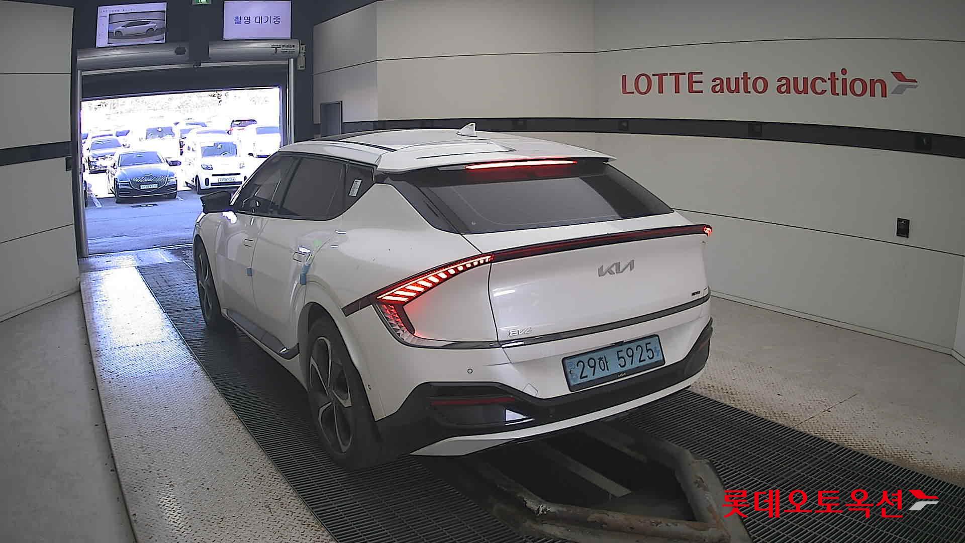 Kia EV6 id 3446763 из Кореи 9