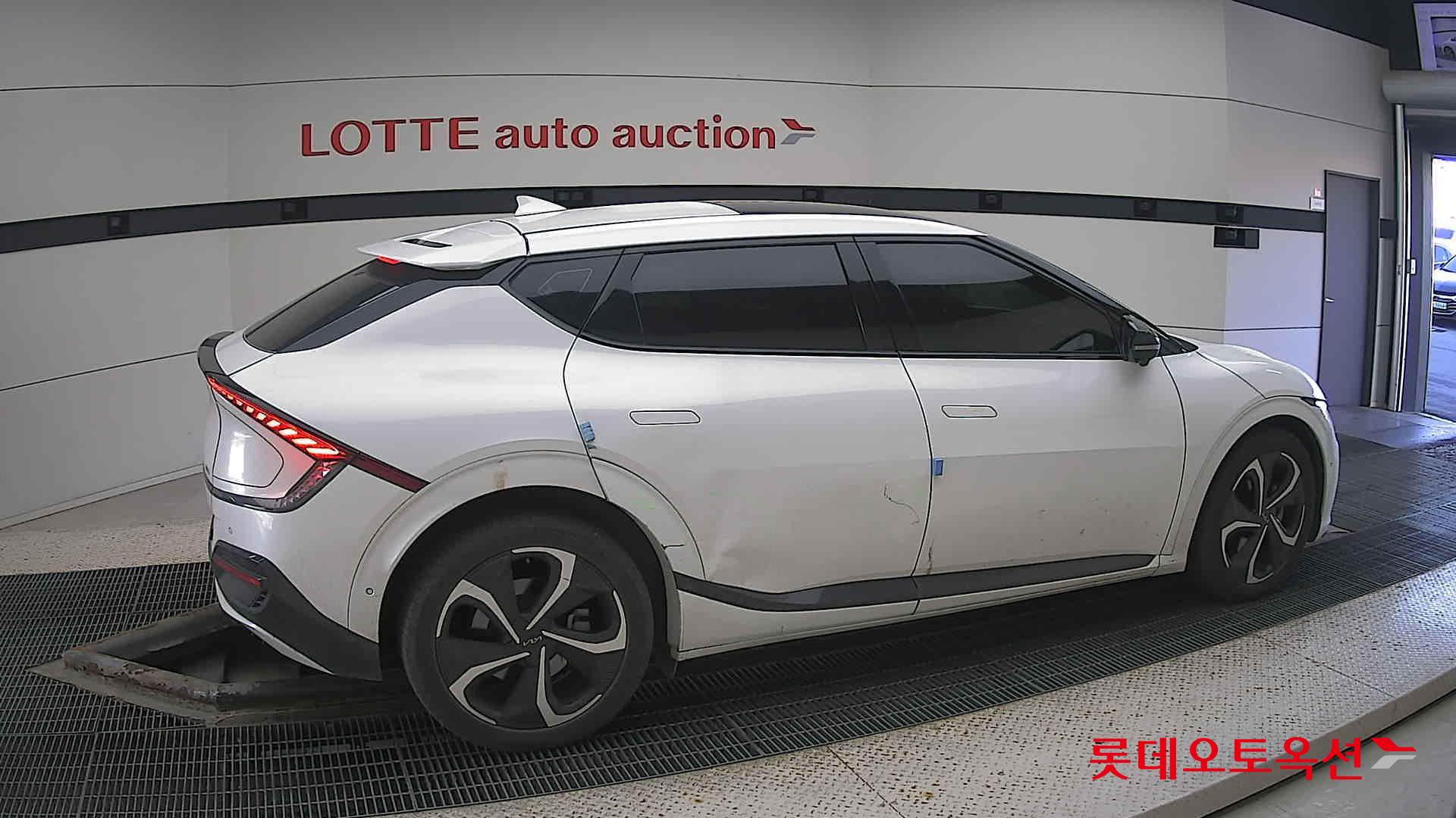 Kia EV6 id 3446763 из Кореи 18