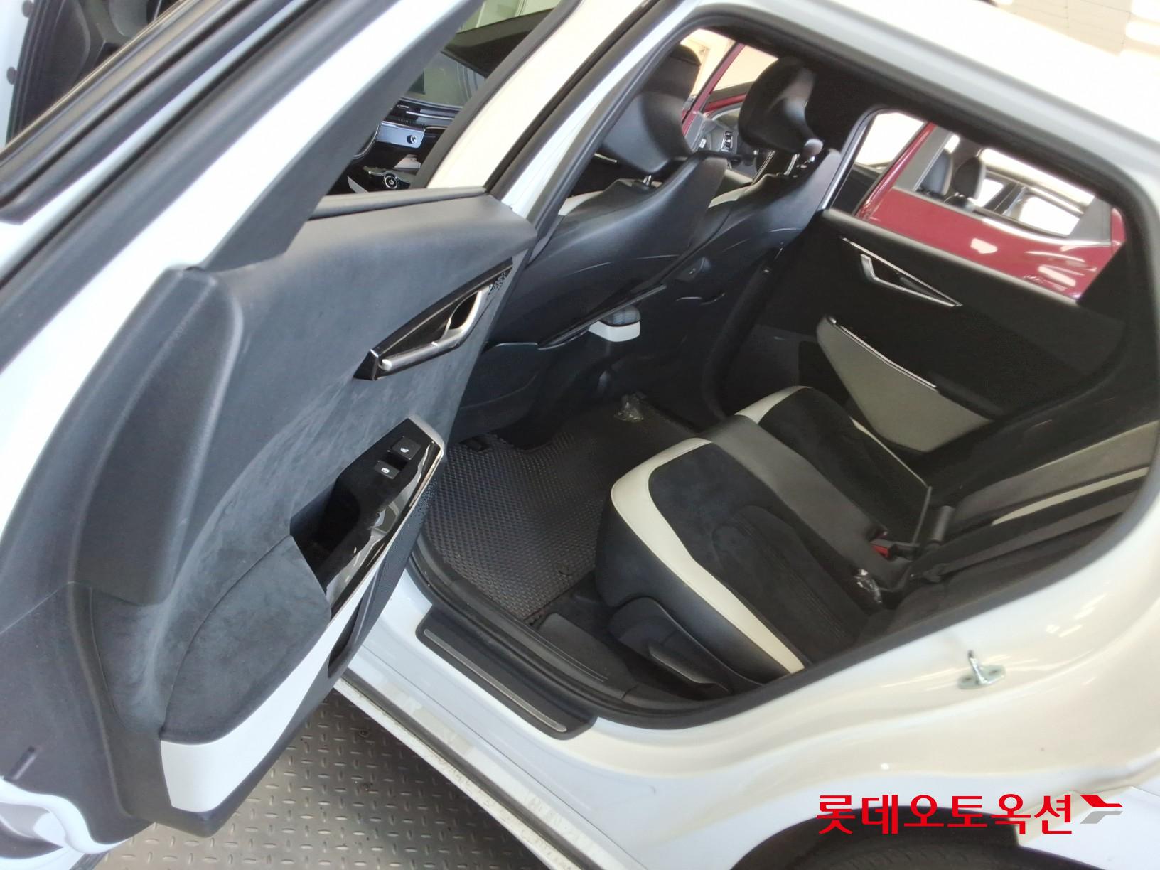 Kia EV6 id 3446763 из Кореи 36