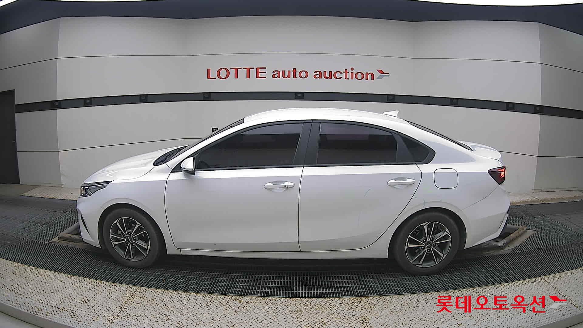 Kia K3 id 3436631 из Кореи 7