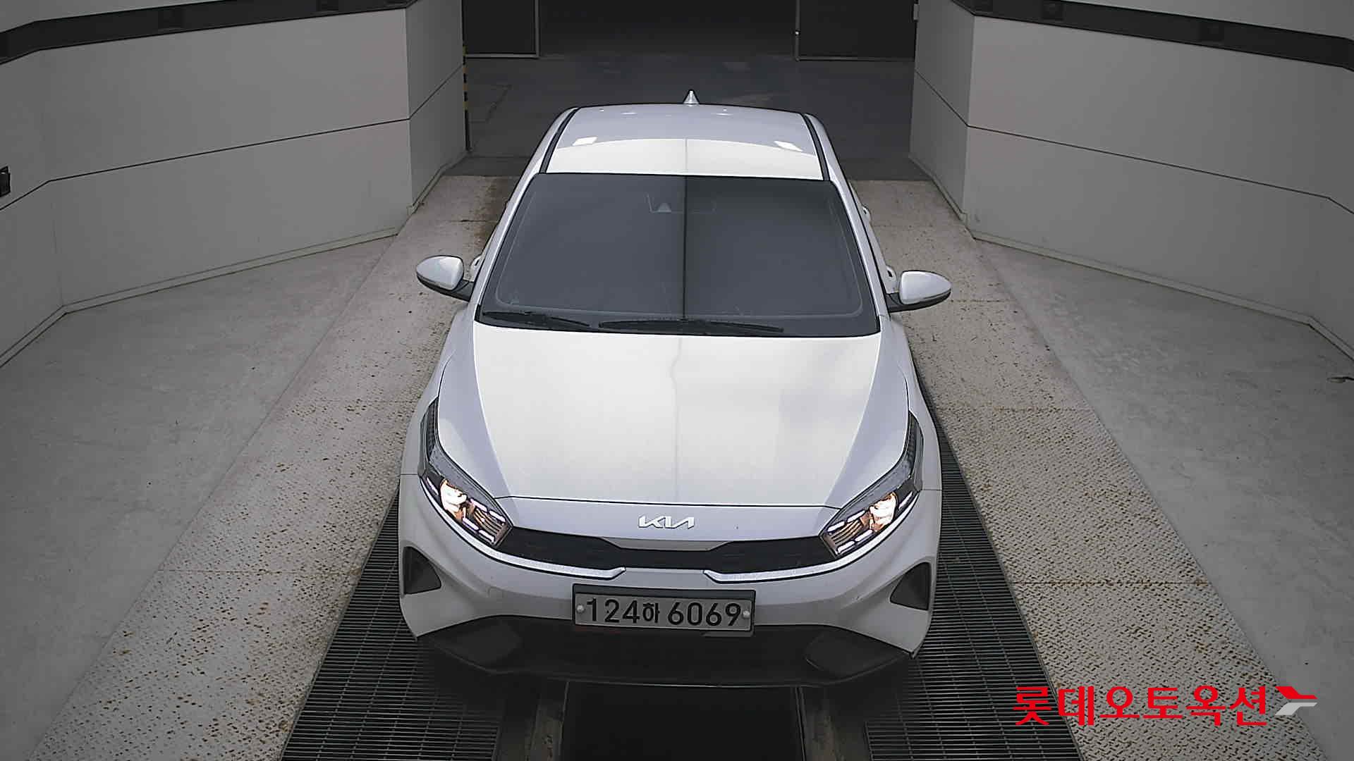 Kia K3 id 3436631 из Кореи 8