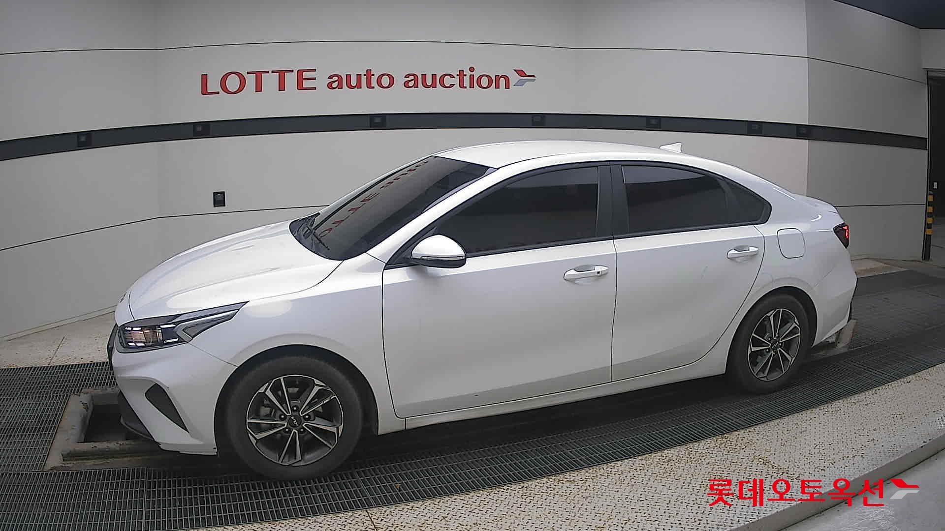 Kia K3 id 3436631 из Кореи 12