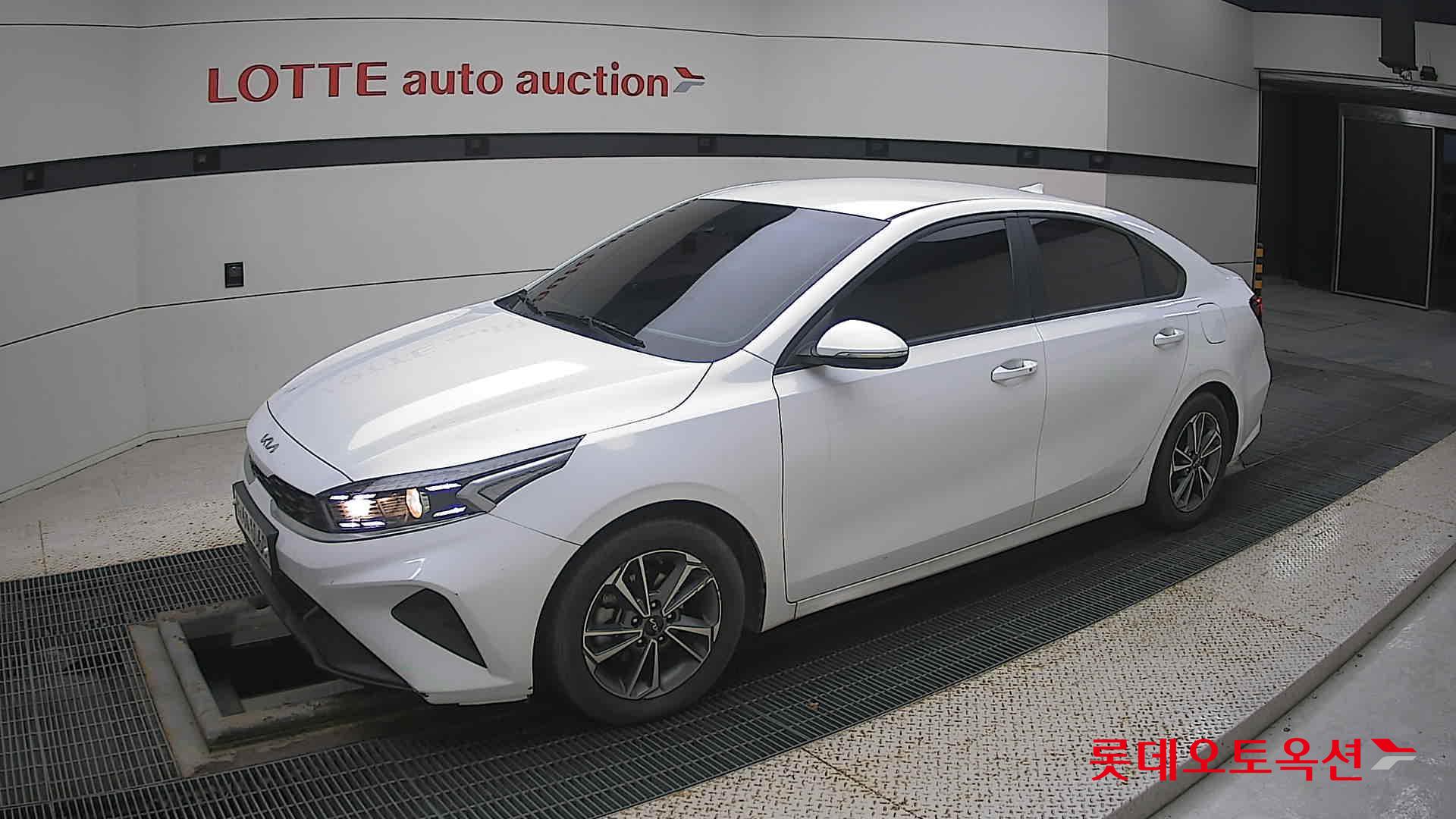 Kia K3 id 3436631 из Кореи 13