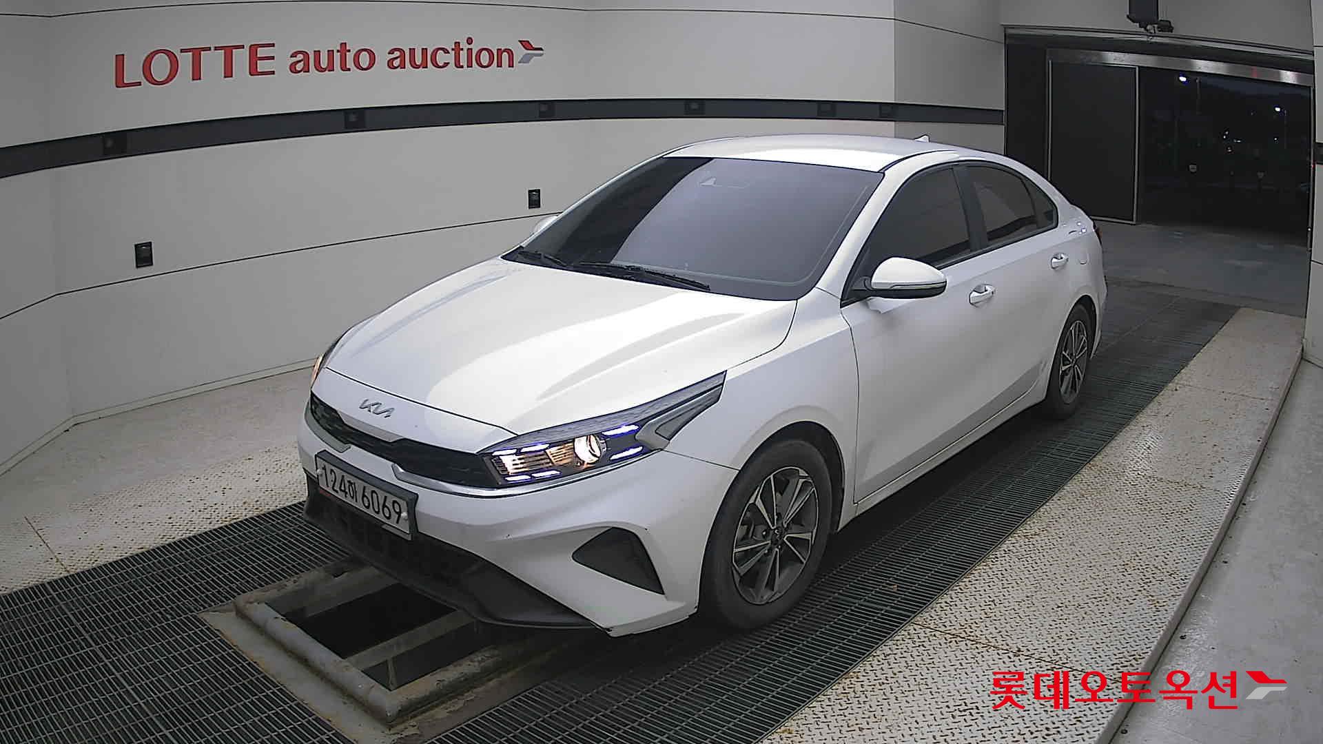 Kia K3 id 3436631 из Кореи 14