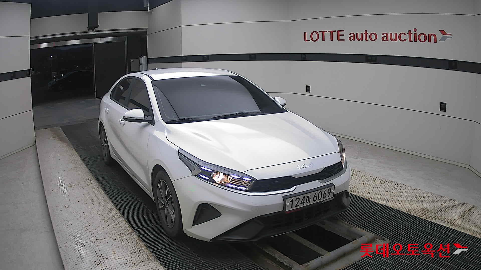 Kia K3 id 3436631 из Кореи 15