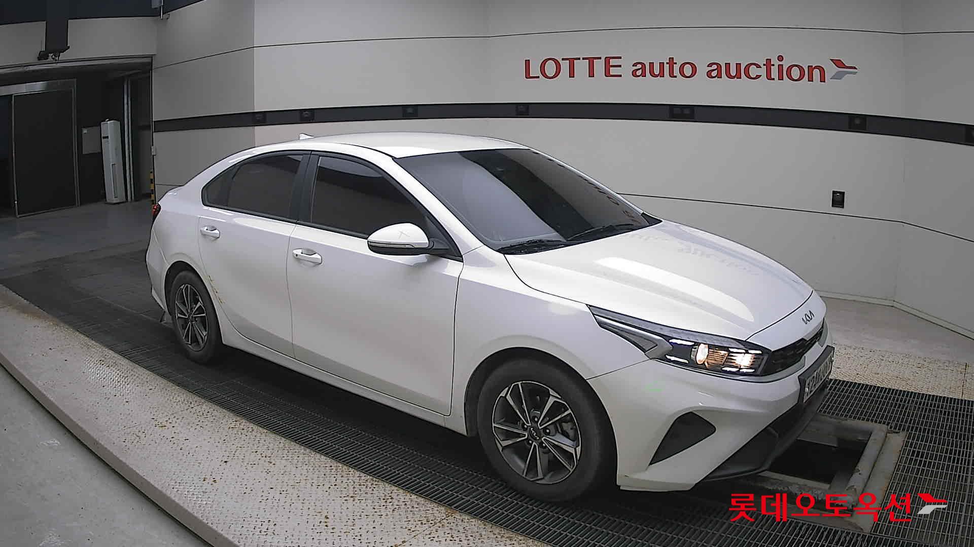 Kia K3 id 3436631 из Кореи 16