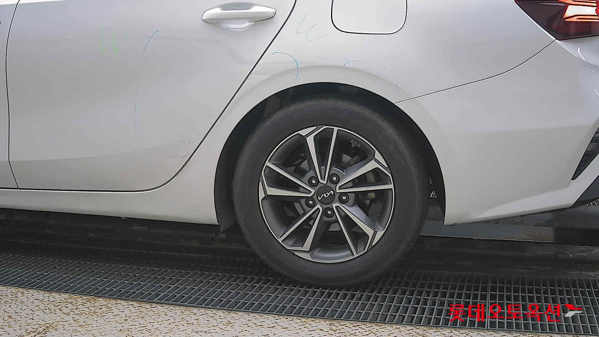 Kia K3 id 3436631 из Кореи 22