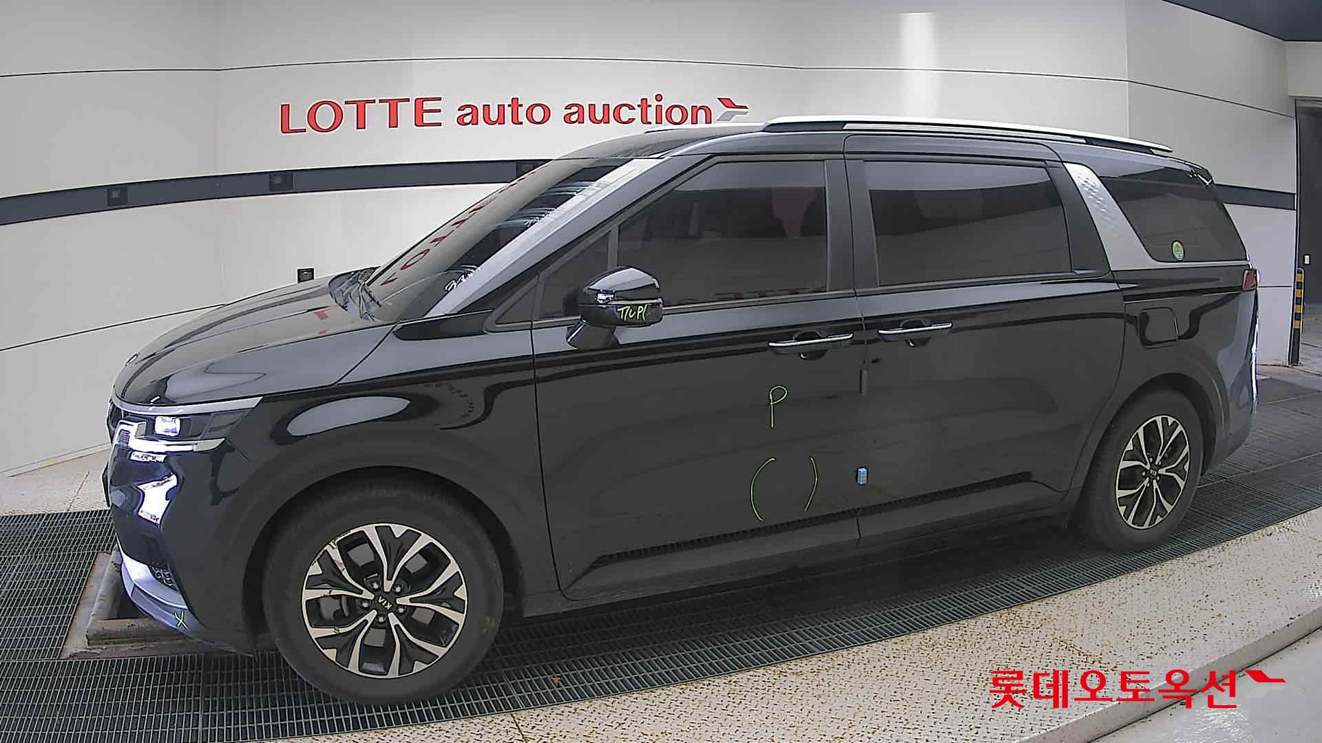 Kia Carnival id 3446759 из Кореи 12