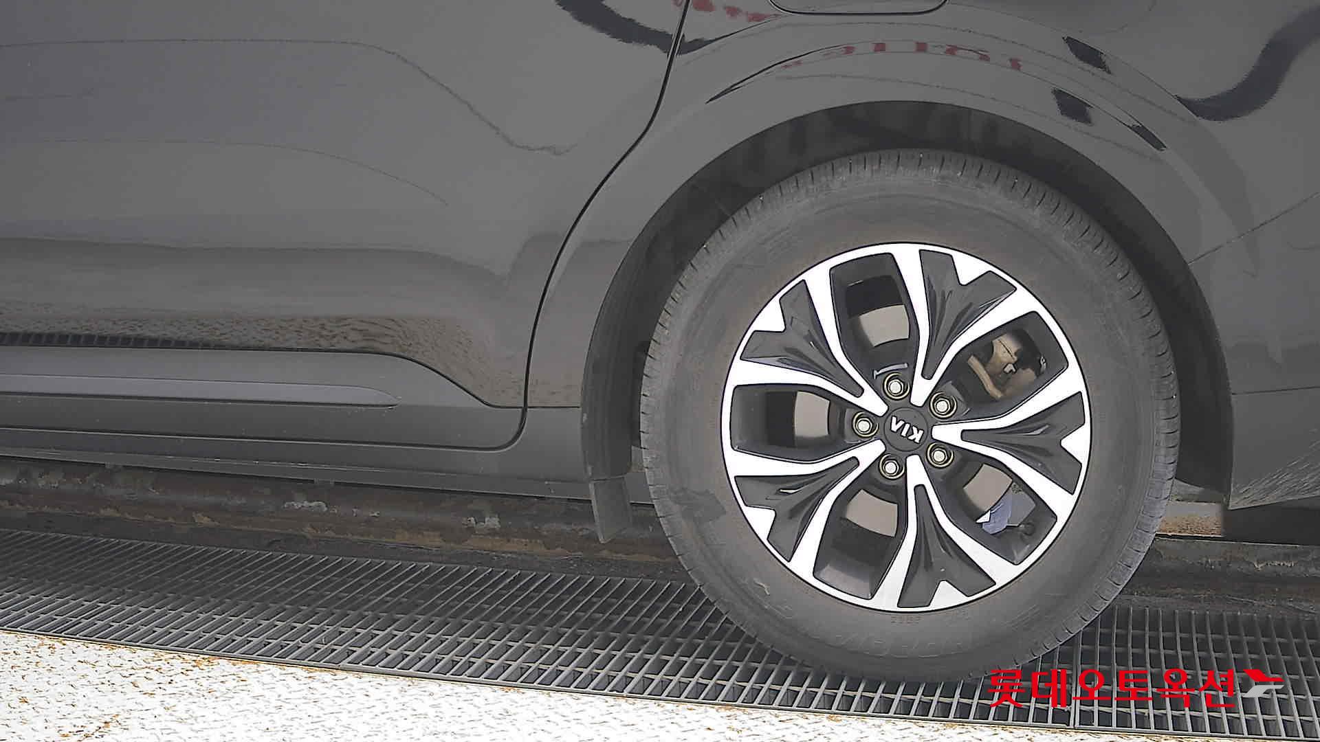 Kia Carnival id 3446759 из Кореи 22