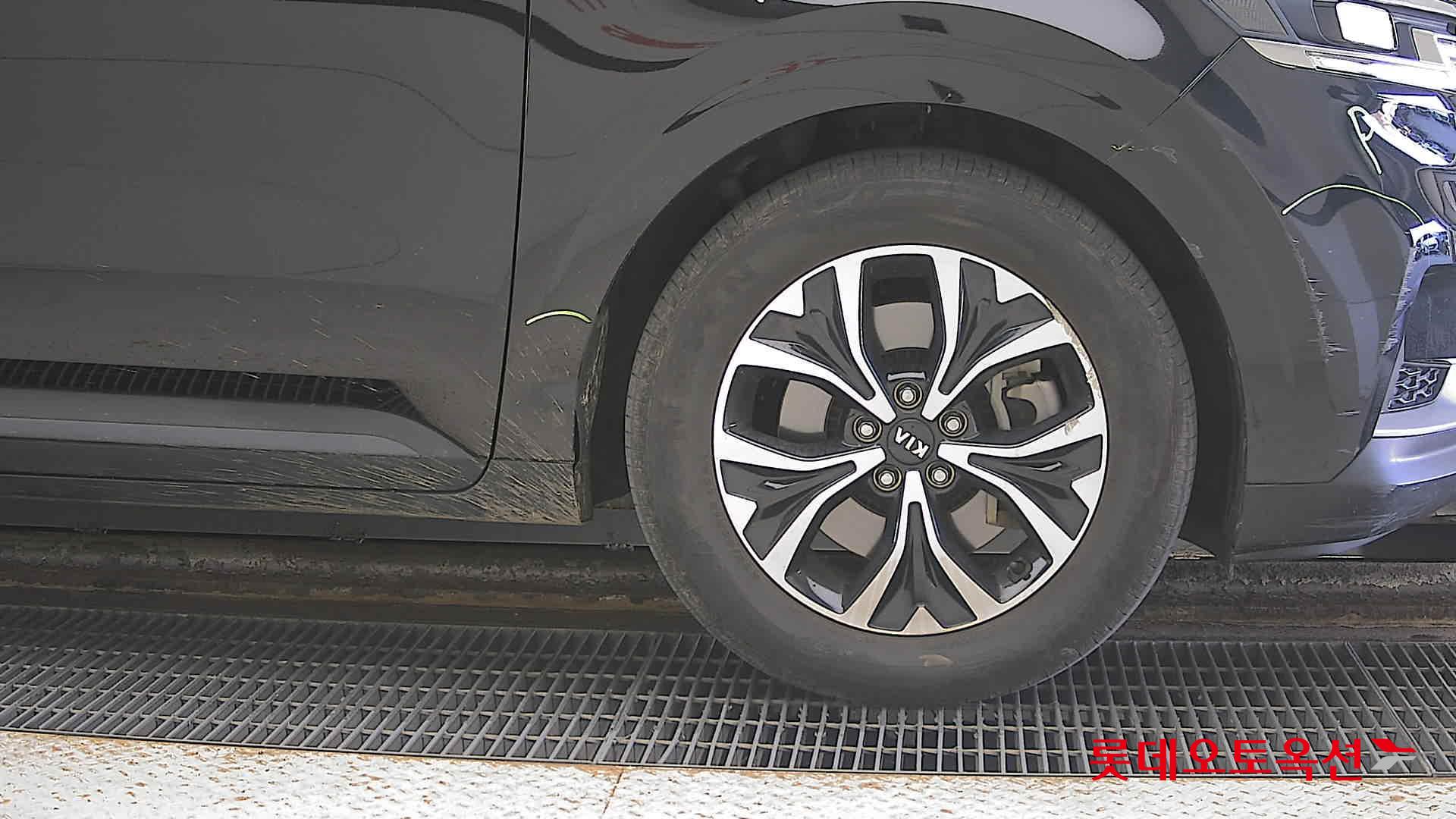 Kia Carnival id 3446759 из Кореи 23