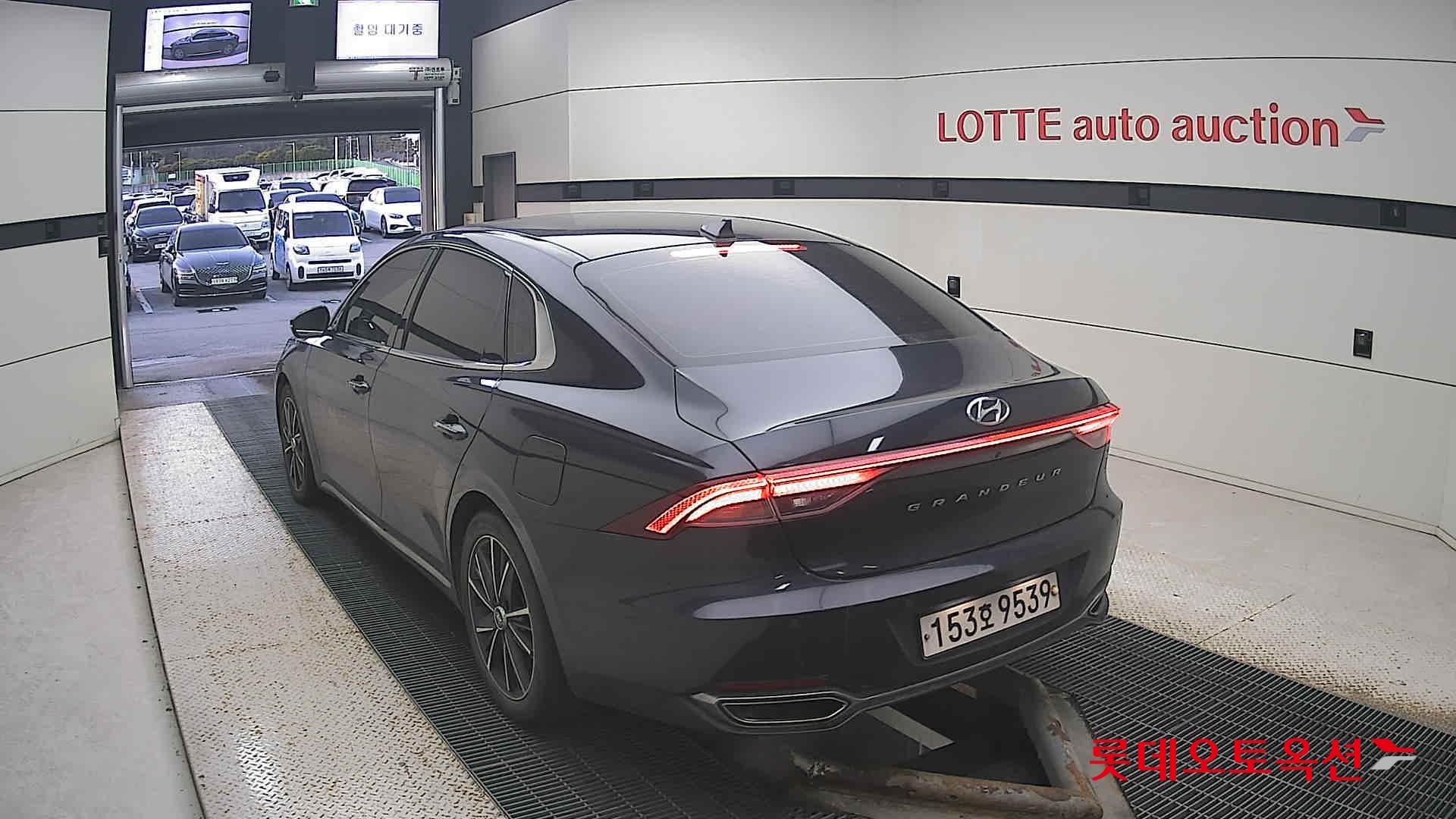 Hyundai Grandeur id 3436566 из Кореи 9