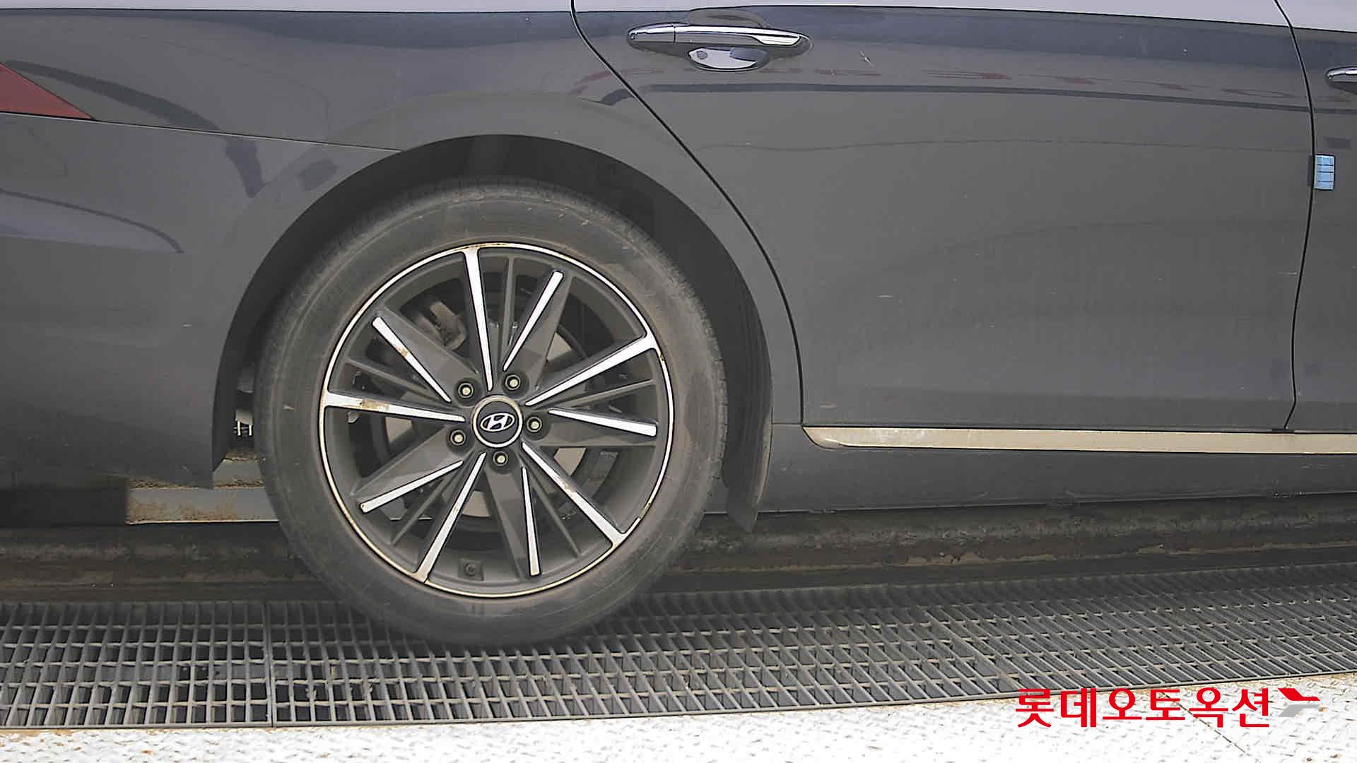 Hyundai Grandeur id 3436566 из Кореи 24