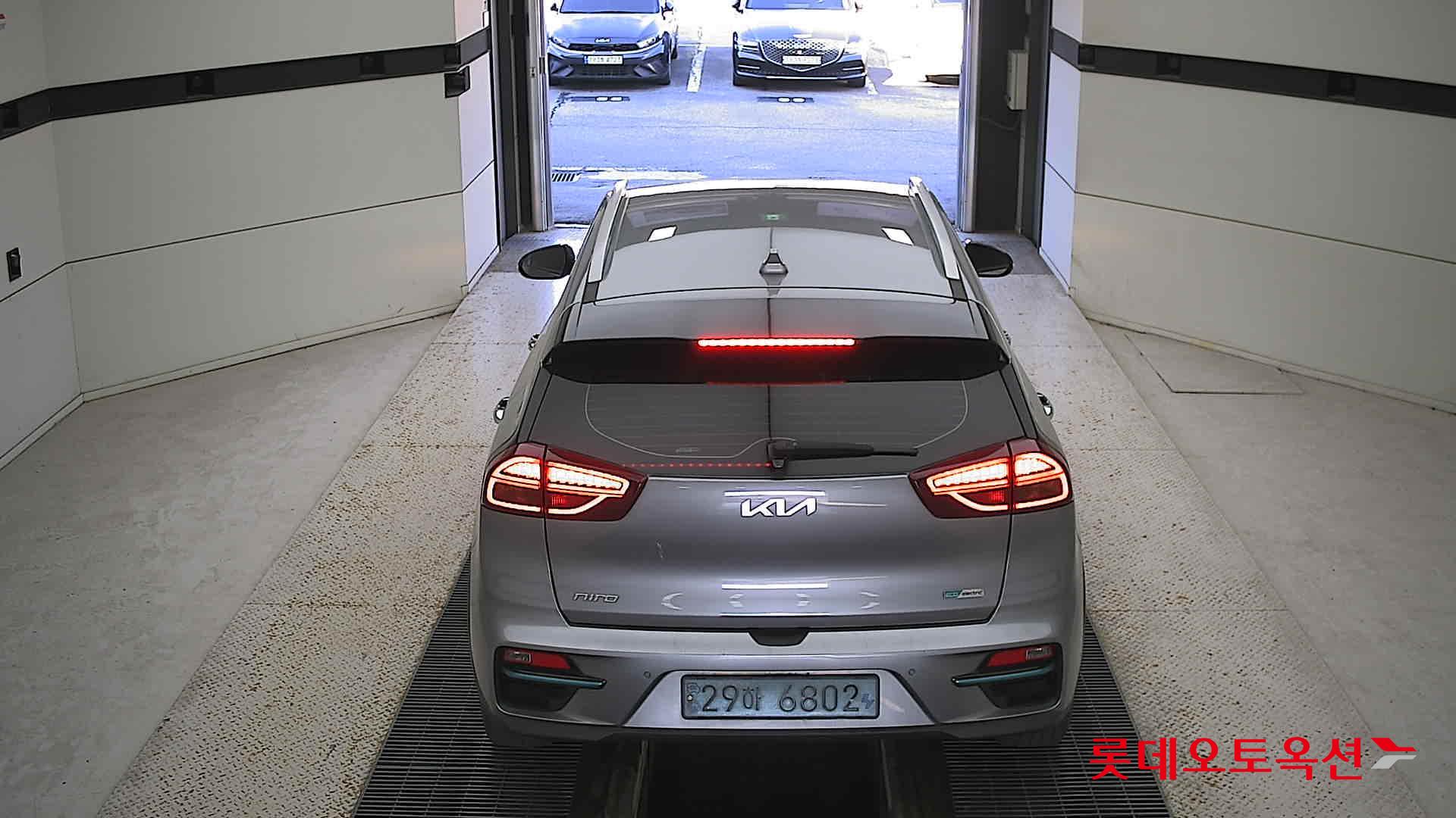 Kia Niro EV 2022 Steelgray из Кореи, фото 5