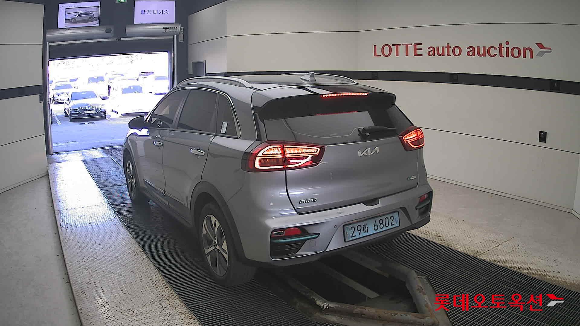 Kia Niro EV id 3446765 из Кореи 9