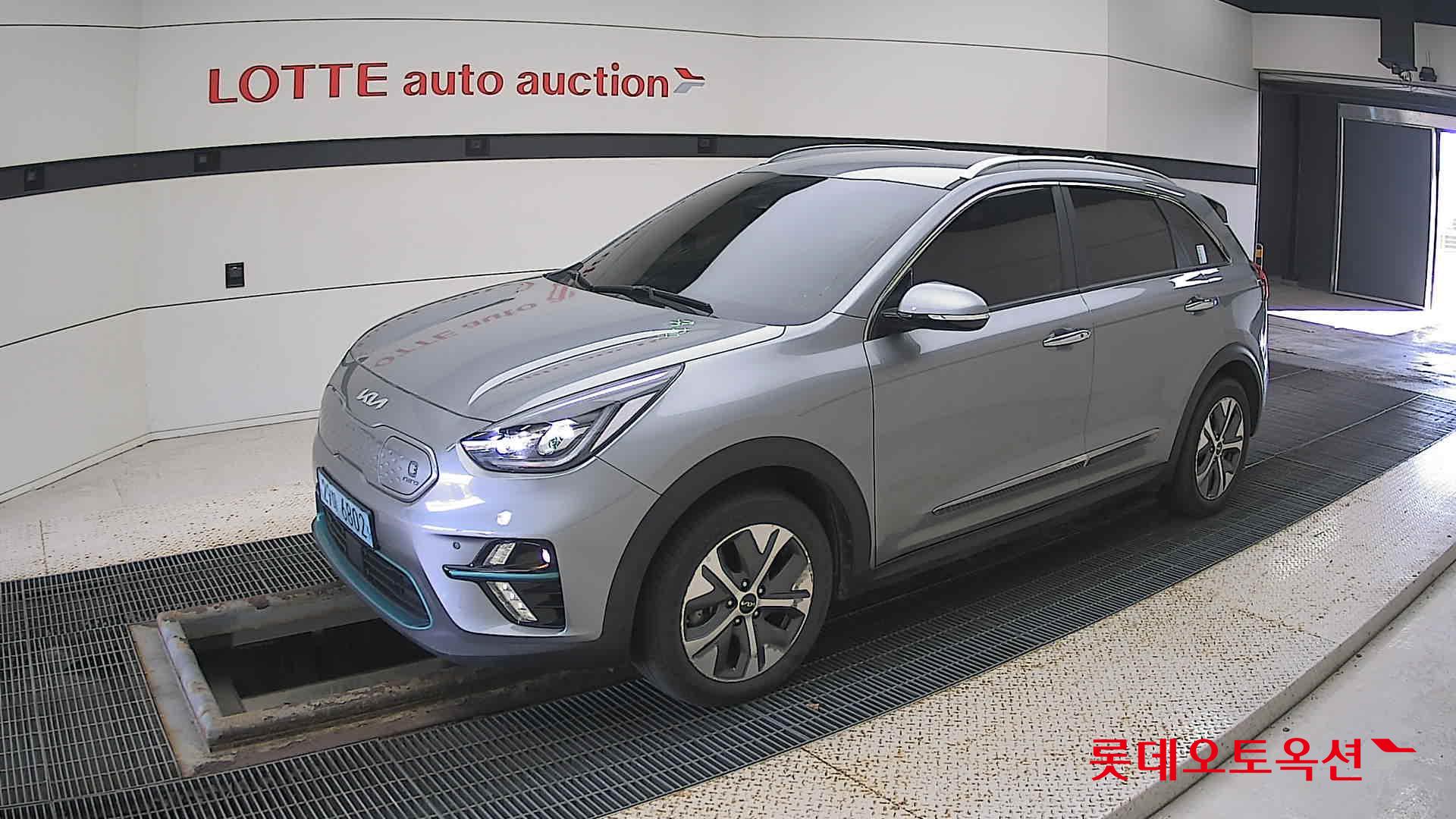 Kia Niro EV id 3446765 из Кореи 13