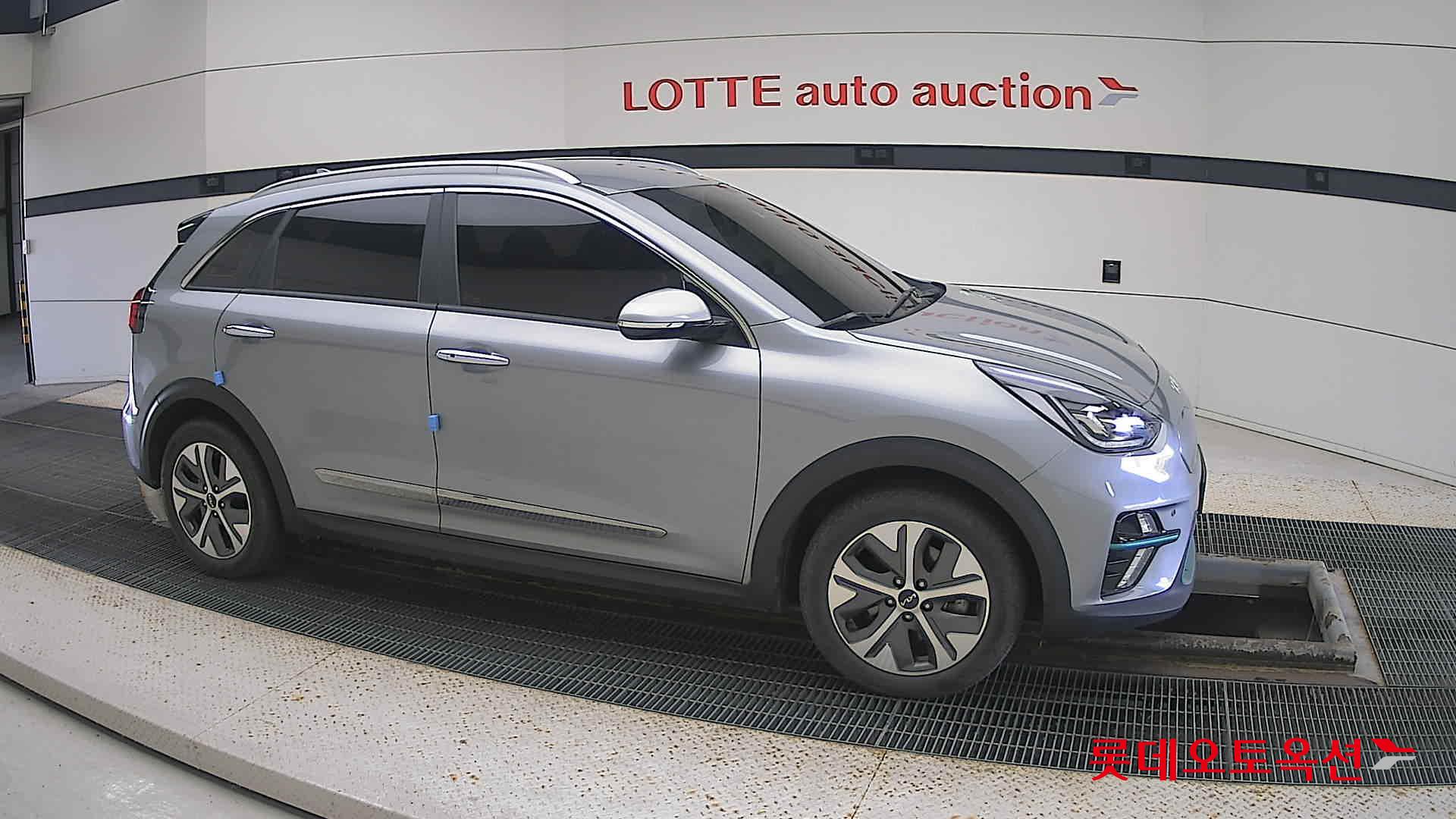 Kia Niro EV id 3446765 из Кореи 17