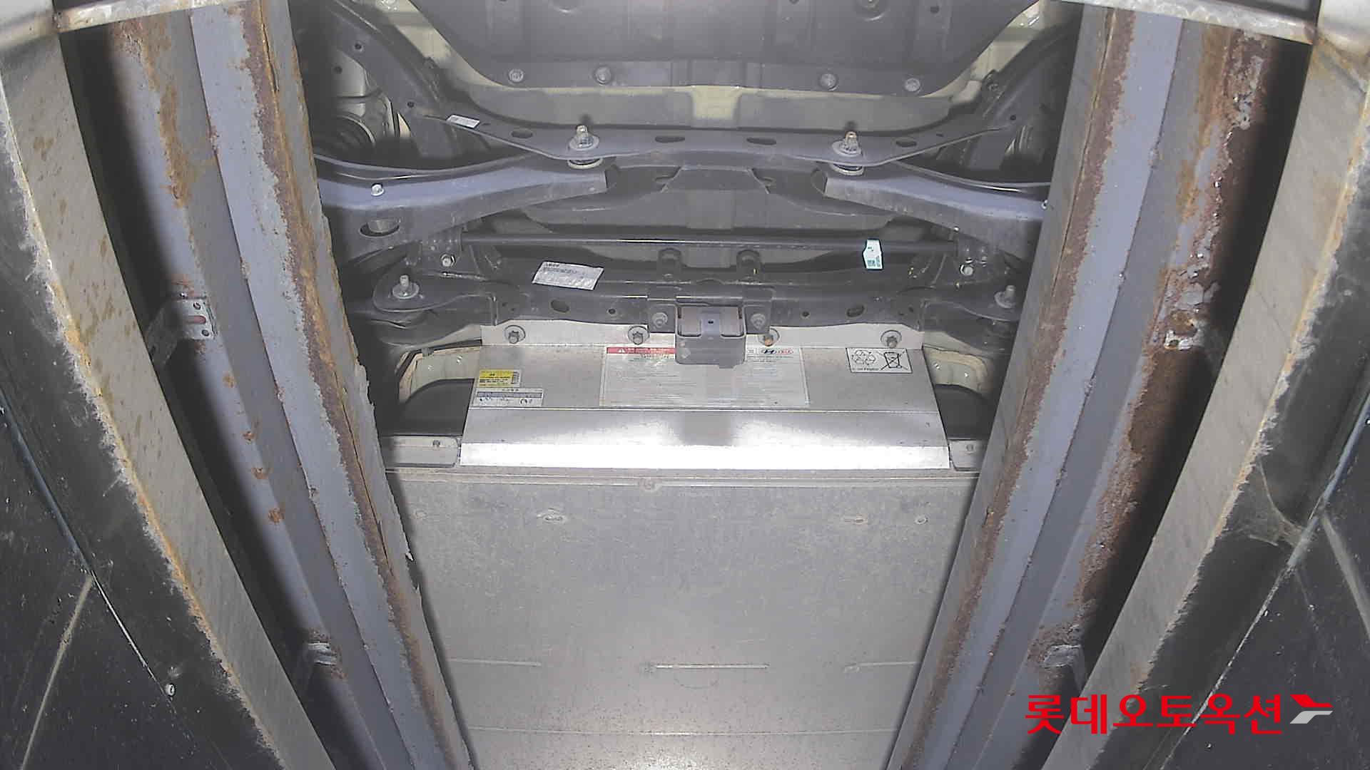 Kia Niro EV id 3446765 из Кореи 27