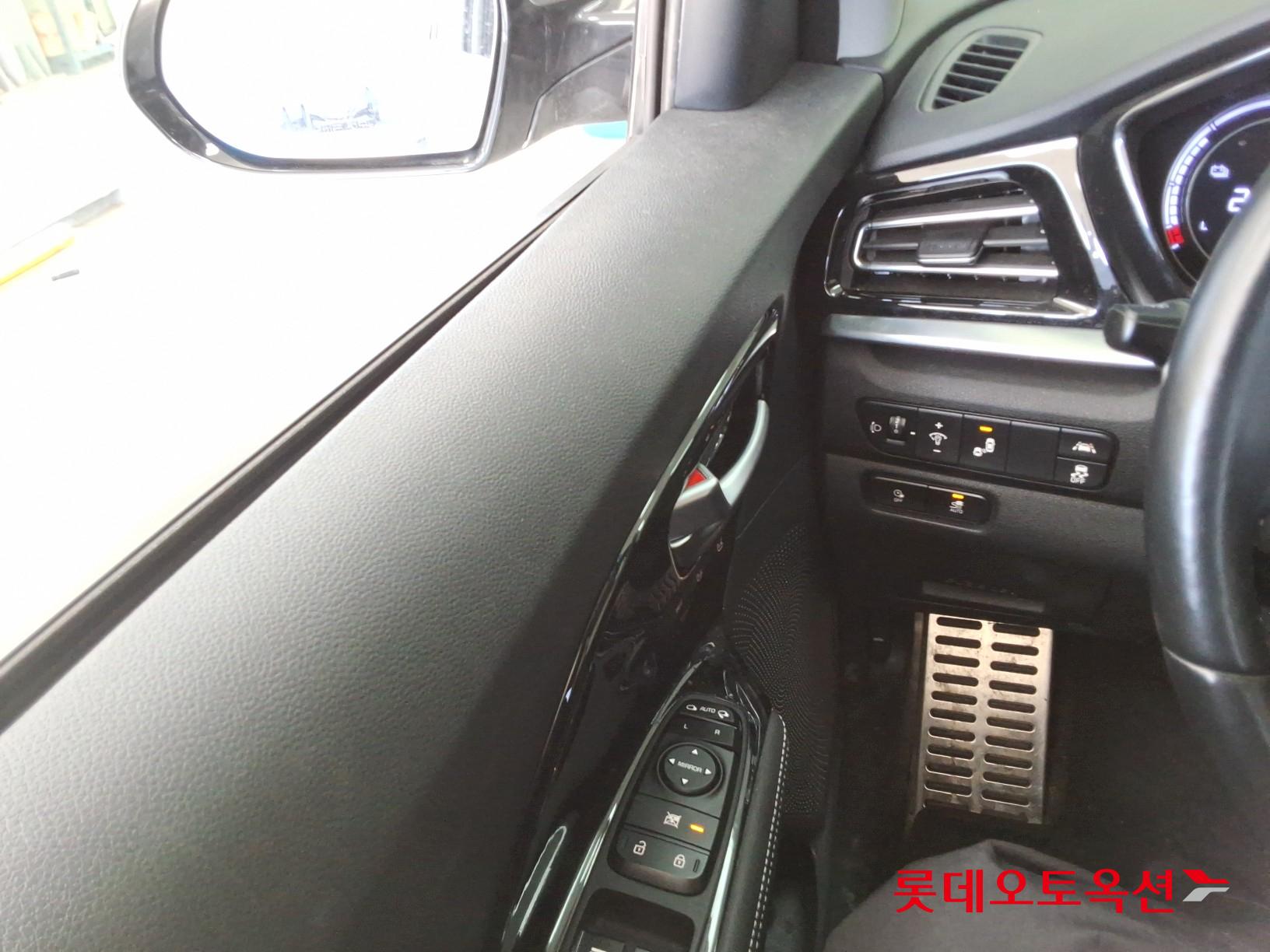 Kia Niro EV id 3446765 из Кореи 28