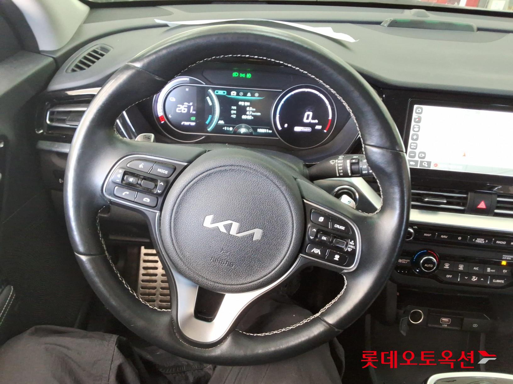 Kia Niro EV id 3446765 из Кореи 29