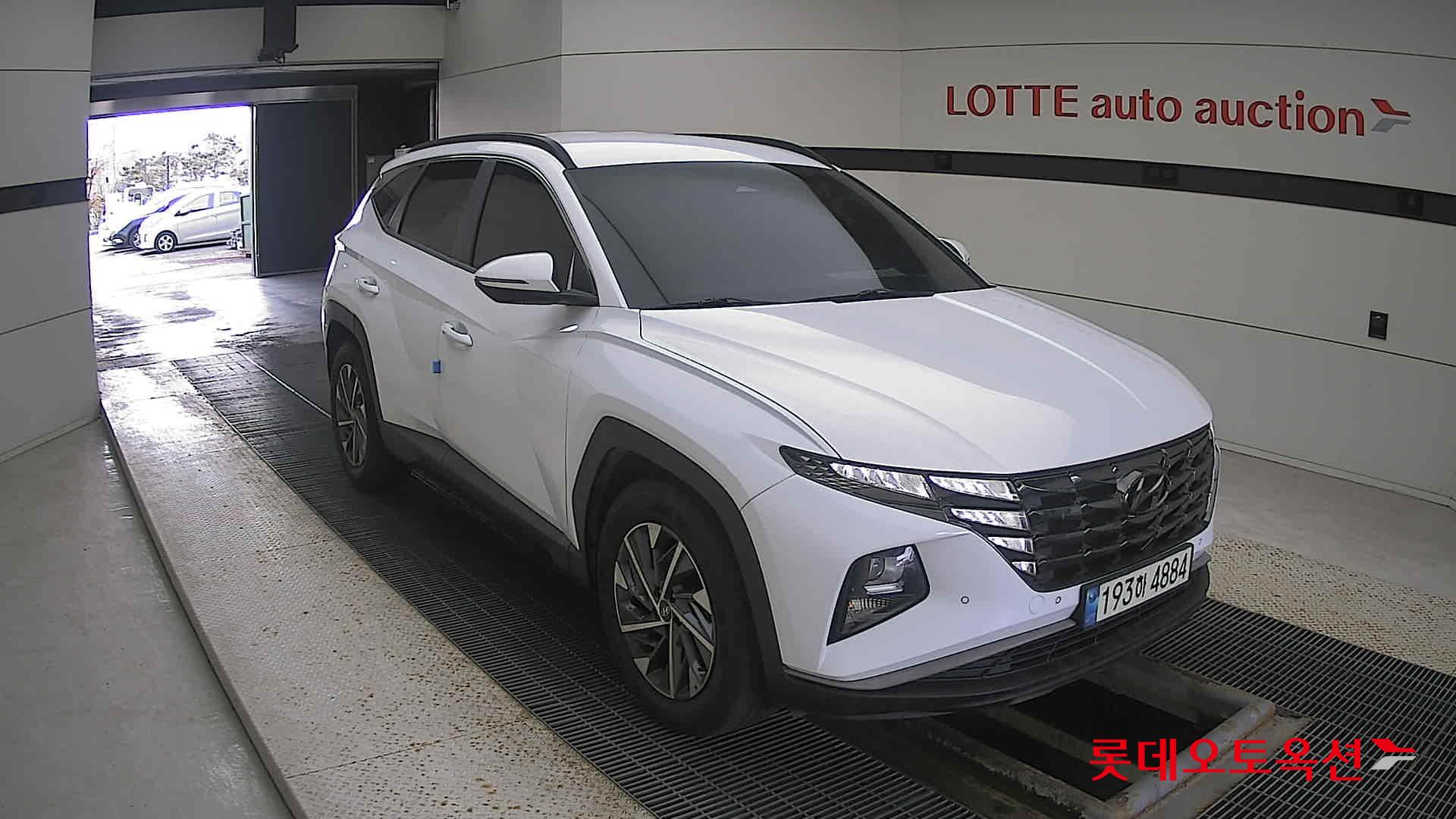 Hyundai Tucson 2022 Creamy White Pearl из Кореи, фото 2