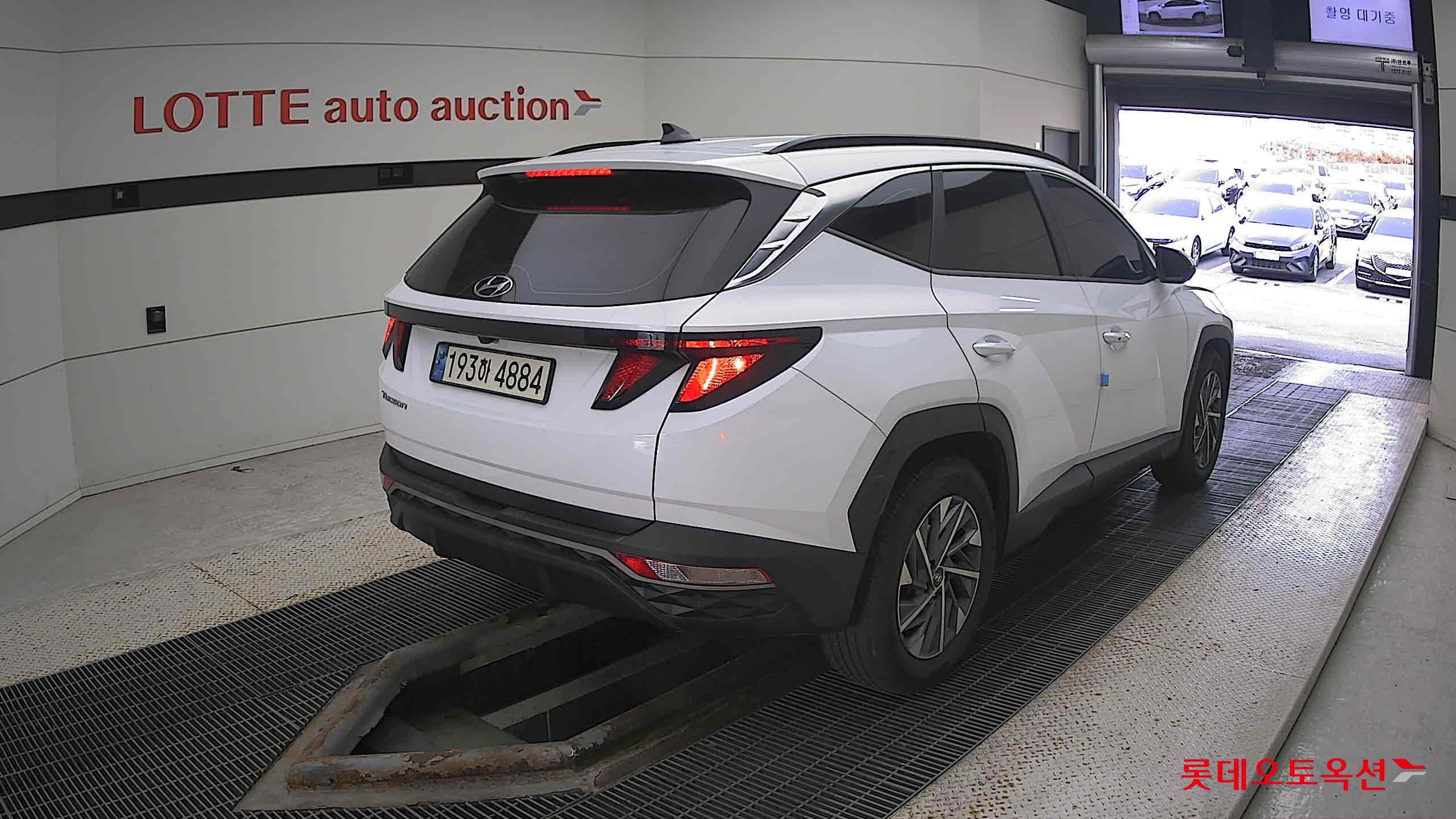 Hyundai Tucson 2022 Creamy White Pearl из Кореи, фото 4