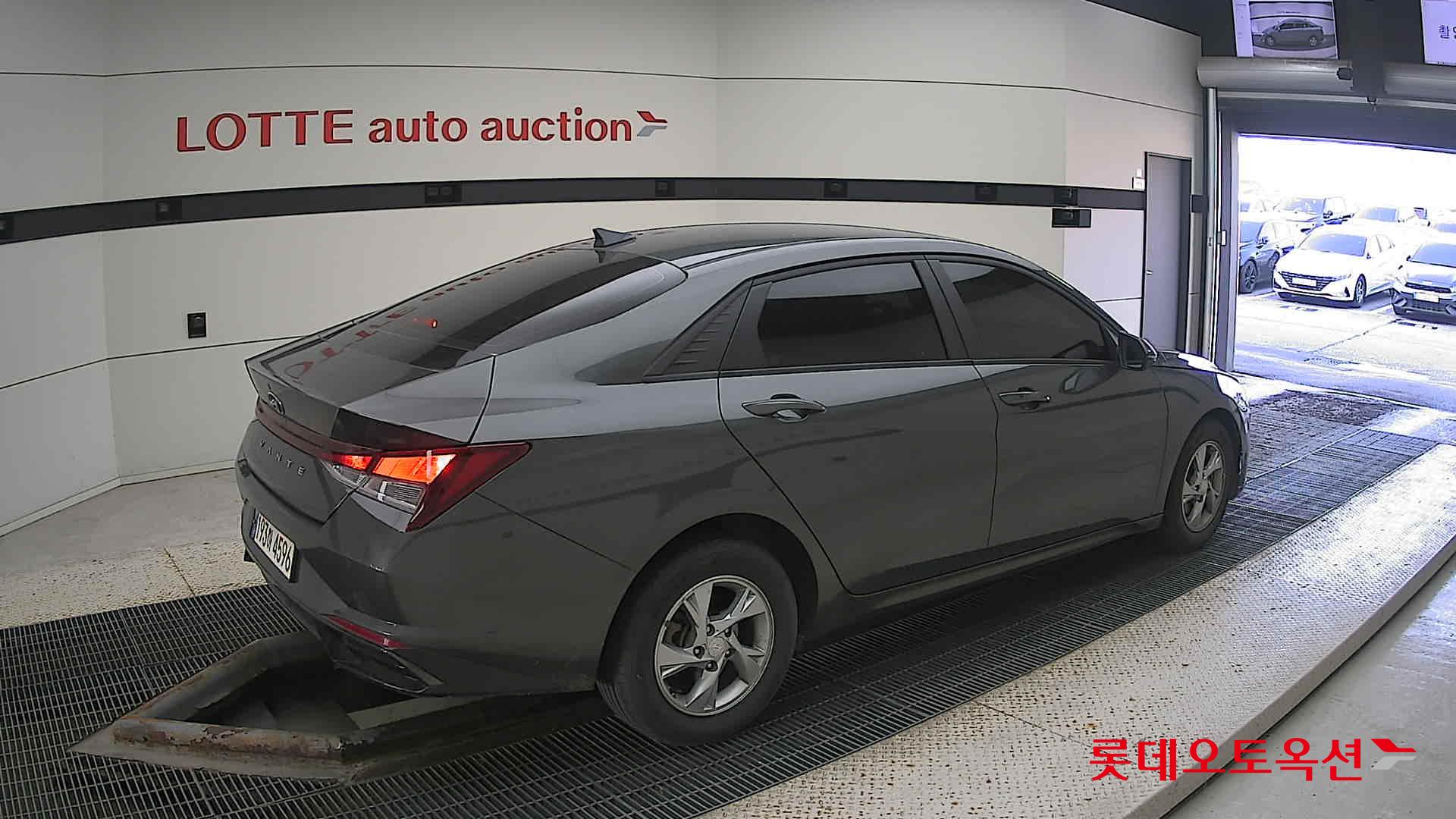 Hyundai Avante id 3436597 из Кореи 19