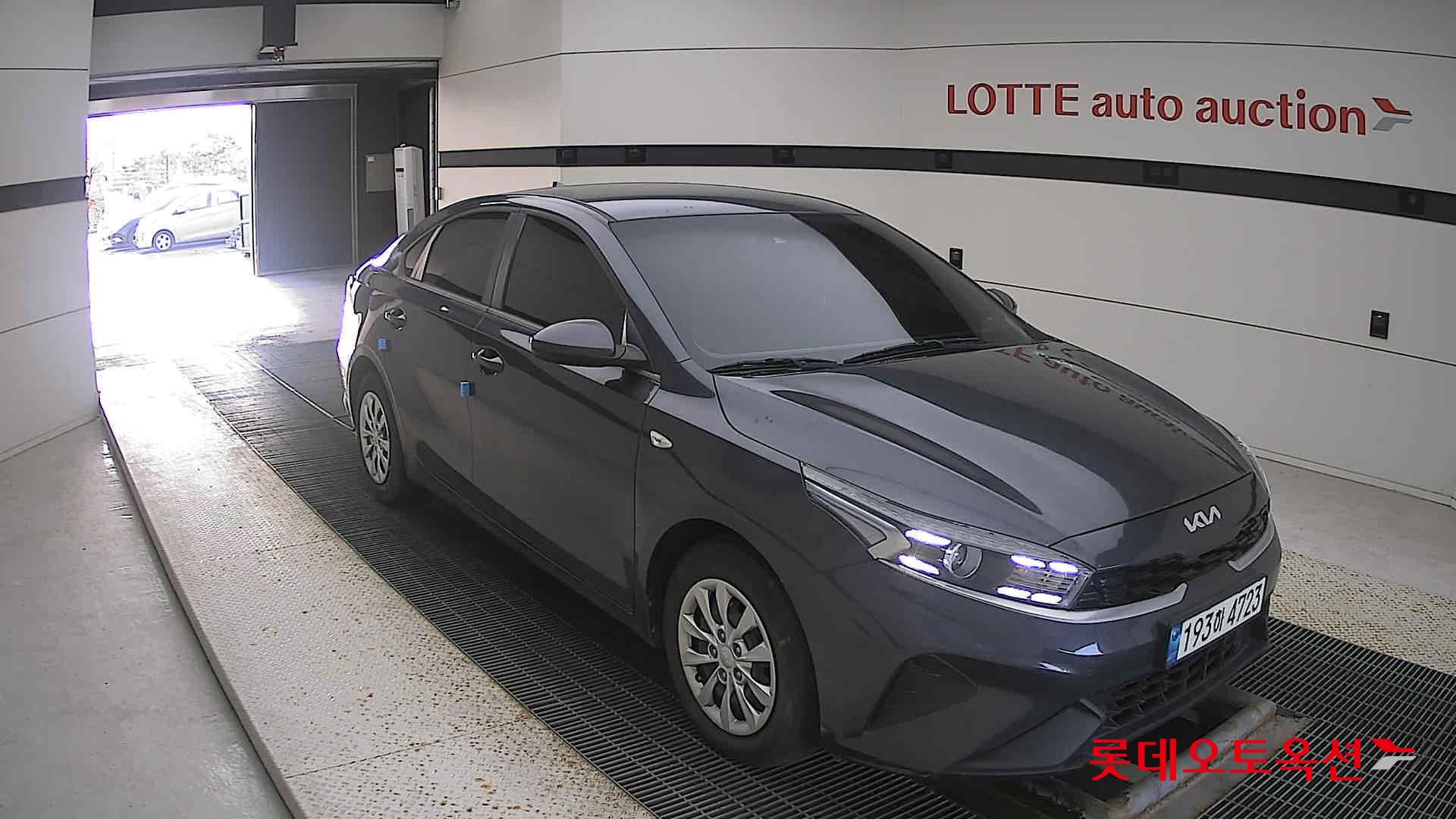 Kia K3 2022 Platinium Graphite из Кореи, фото 2