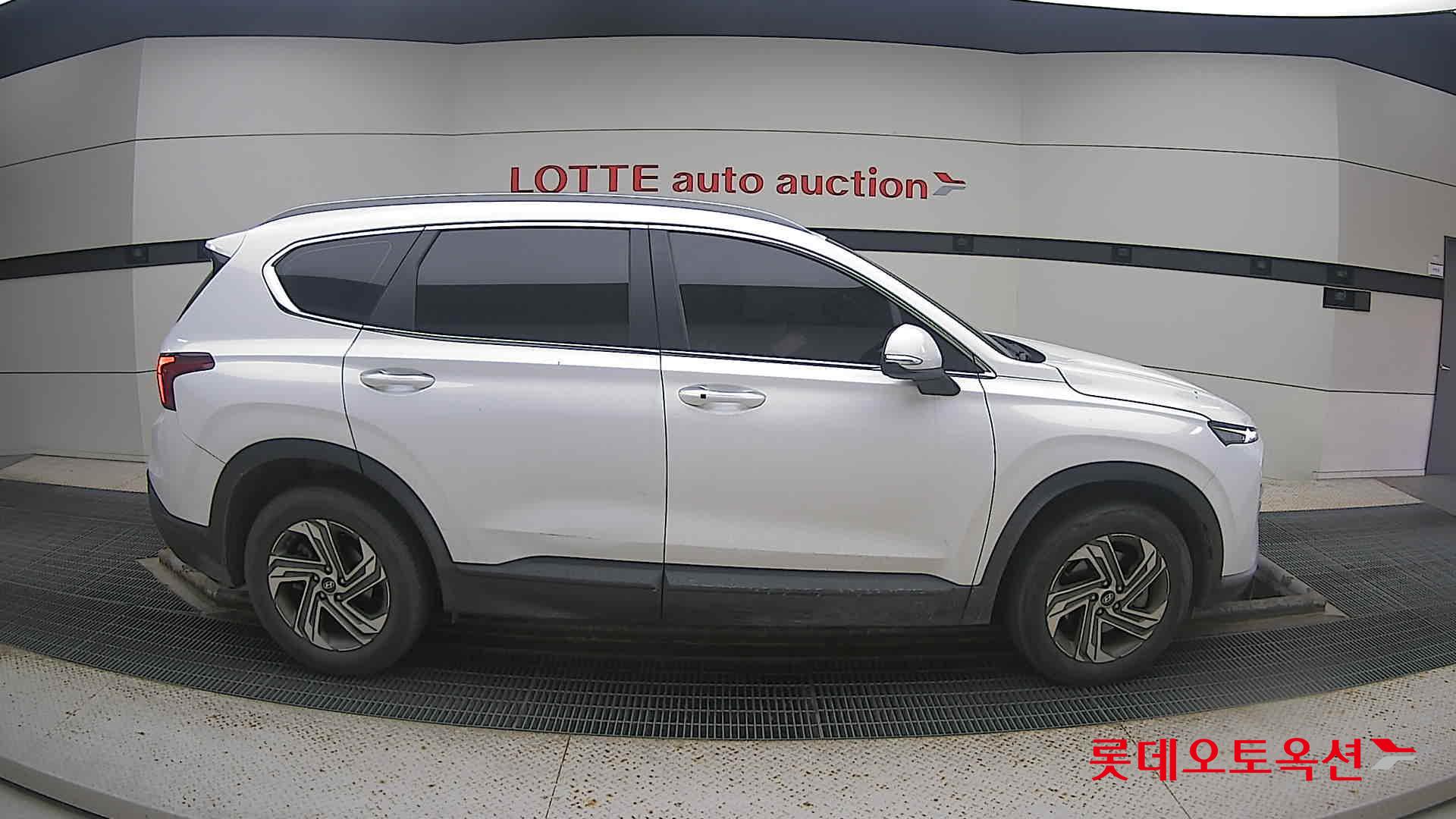 Hyundai Santa Fe 2023 Creamy White Pearl (optional) из Кореи, фото 3