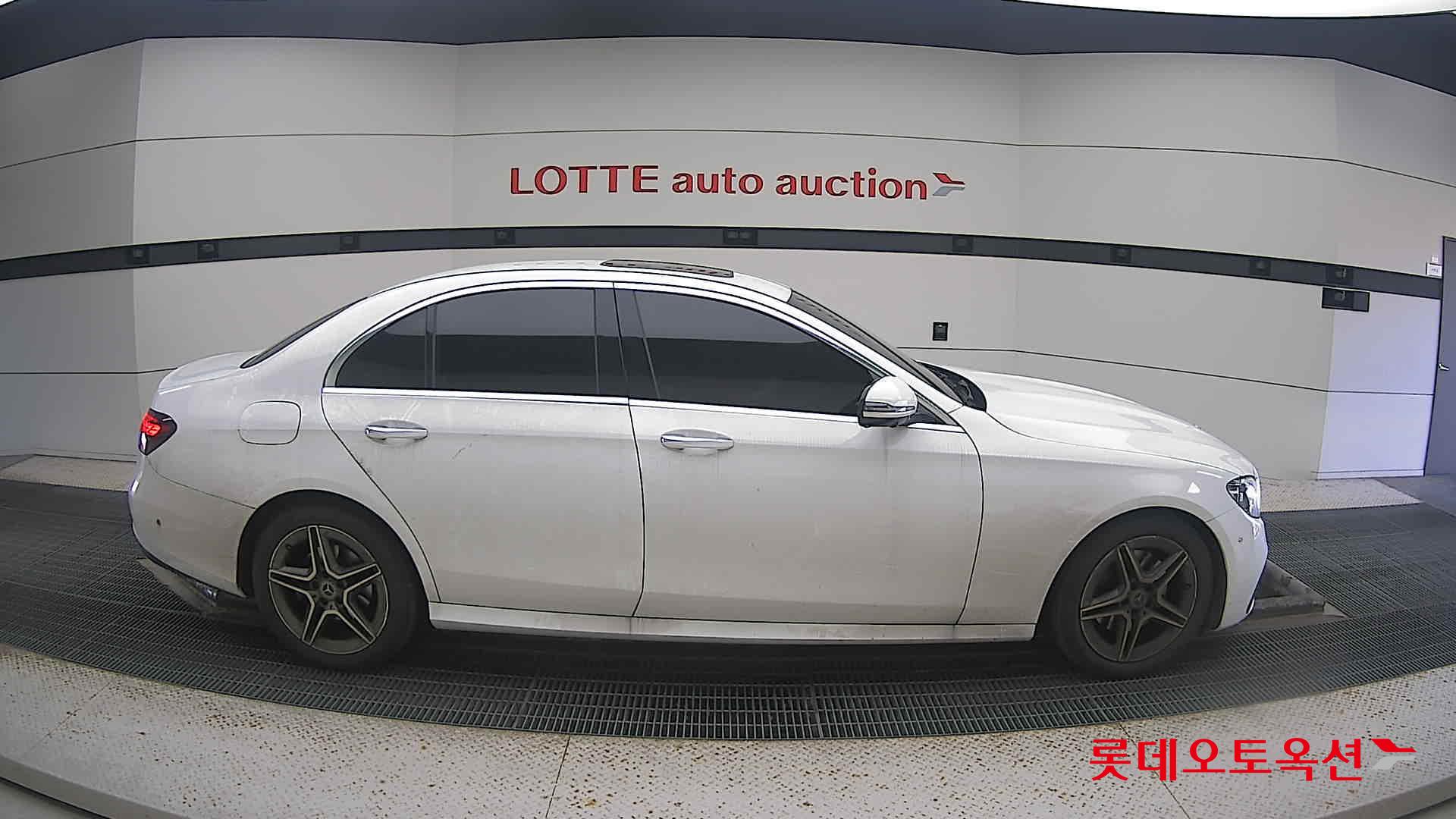 Mercedes-Benz Mercedes-Benz E250 2023 149-POLAR WHITE (BENZ) из Кореи, фото 3