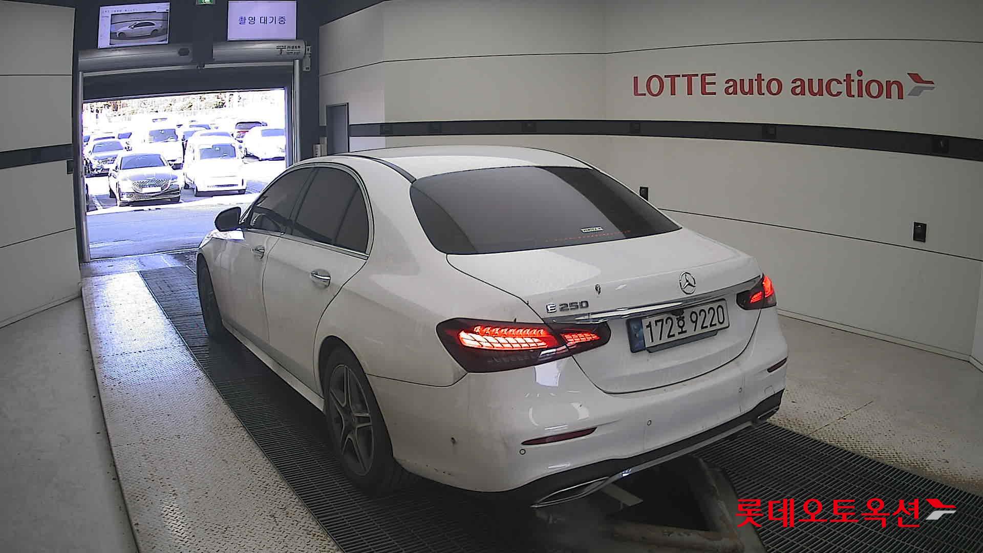 Mercedes-Benz Mercedes-Benz E250 id 3441833 из Кореи 9