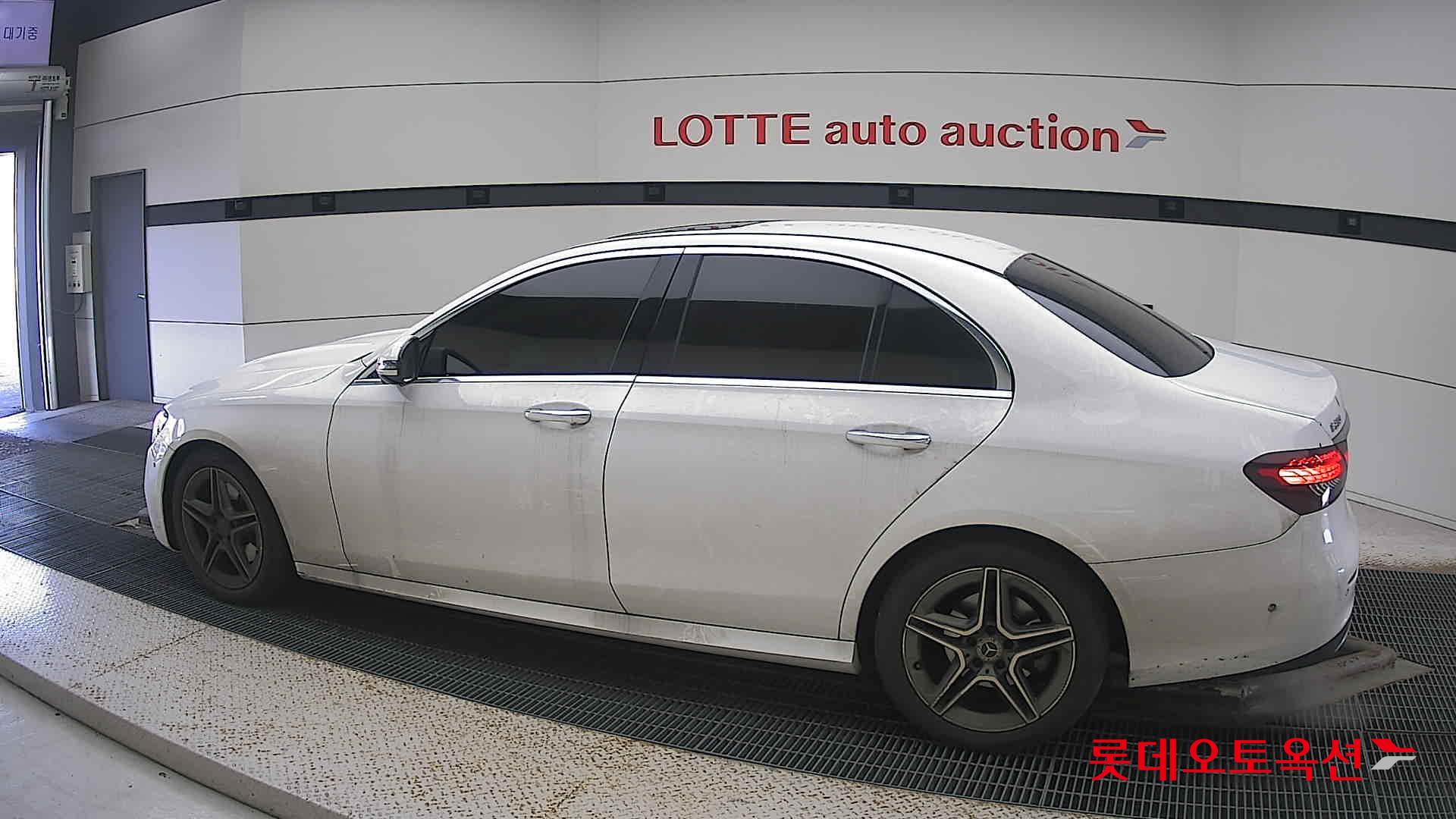 Mercedes-Benz Mercedes-Benz E250 id 3441833 из Кореи 11