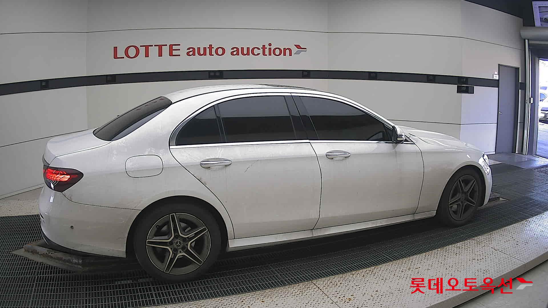 Mercedes-Benz Mercedes-Benz E250 id 3441833 из Кореи 18