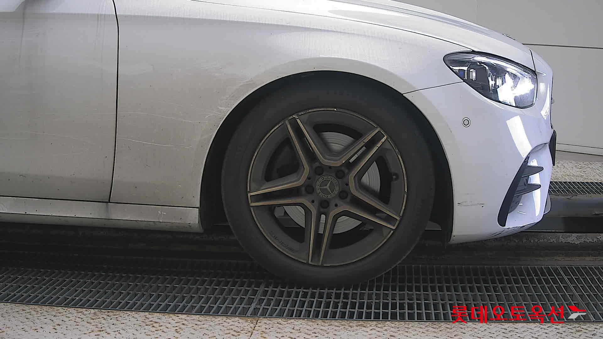 Mercedes-Benz Mercedes-Benz E250 id 3441833 из Кореи 23