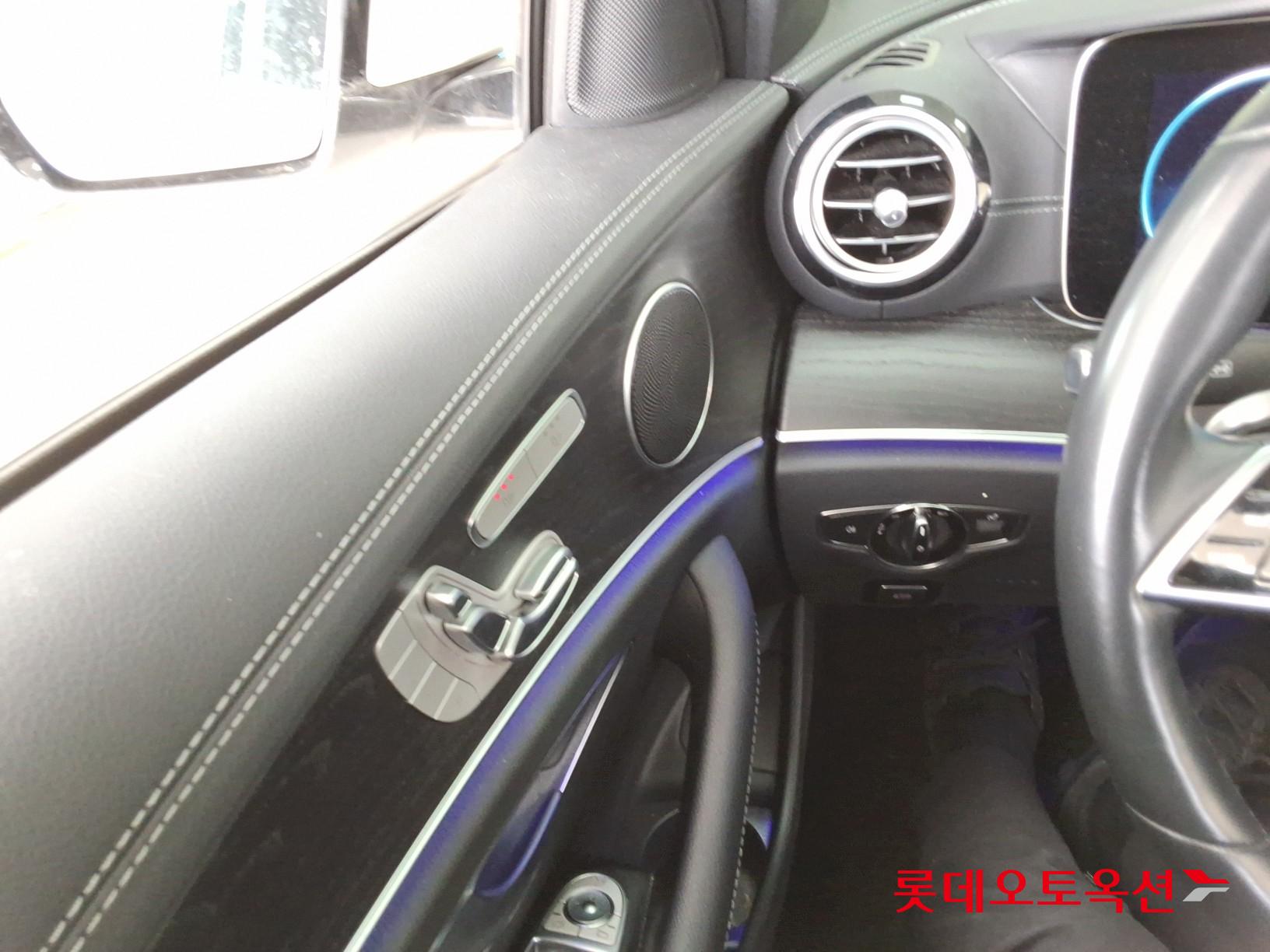 Mercedes-Benz Mercedes-Benz E250 id 3441833 из Кореи 28