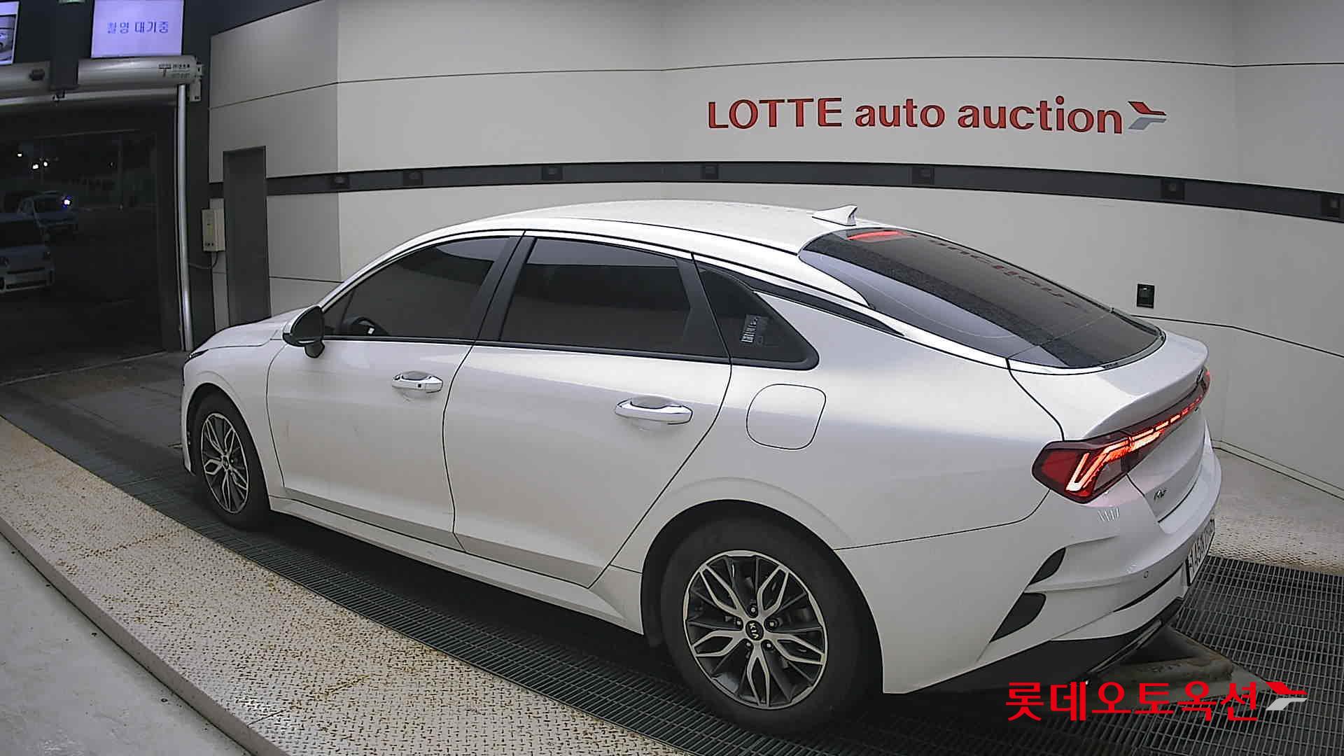 Kia K5 id 3461952 из Кореи 10