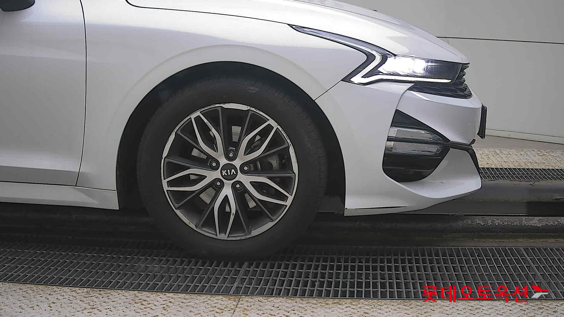 Kia K5 id 3461952 из Кореи 23