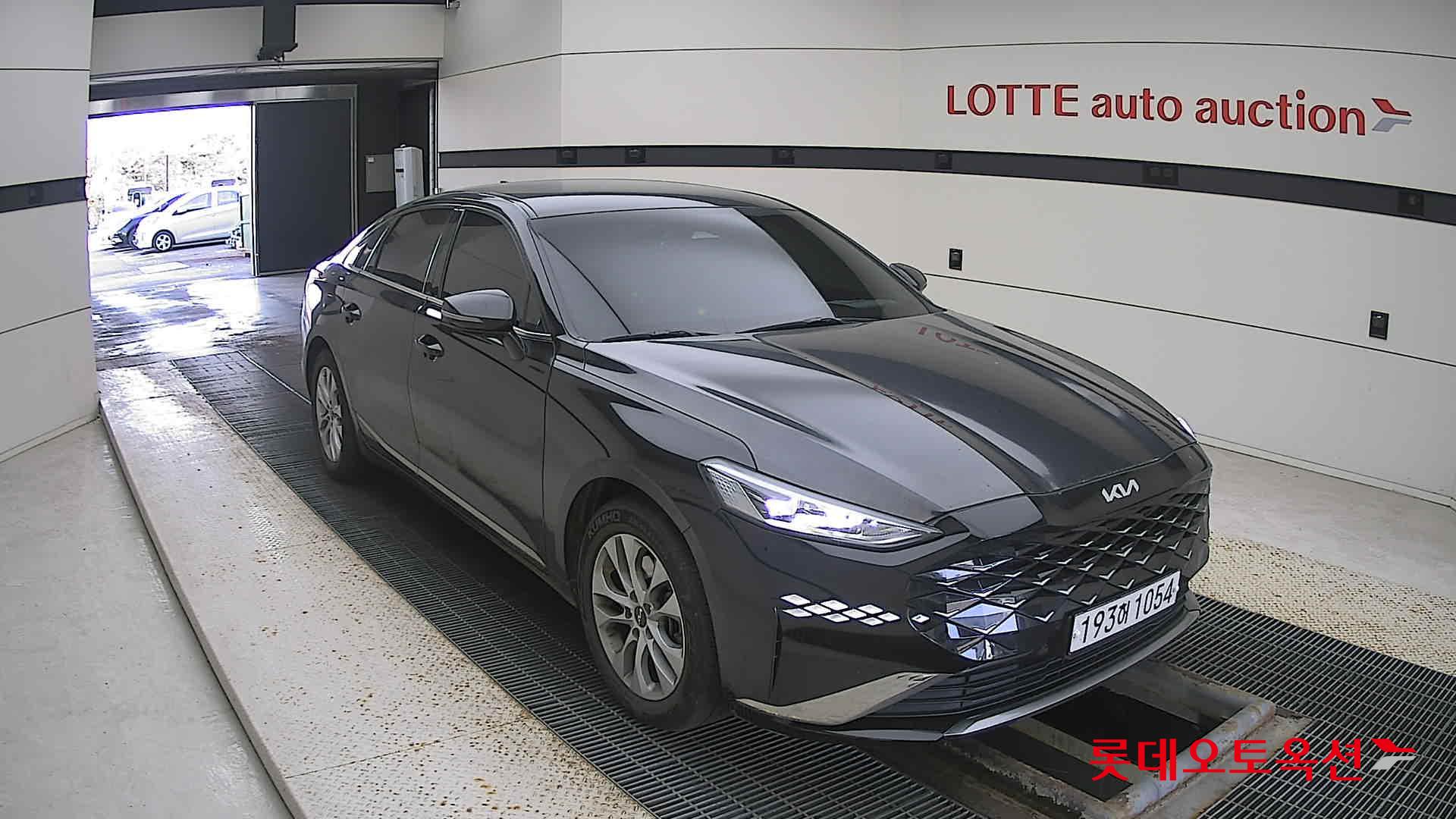 Kia K8 2022 Aurora Black Pearl из Кореи, фото 2